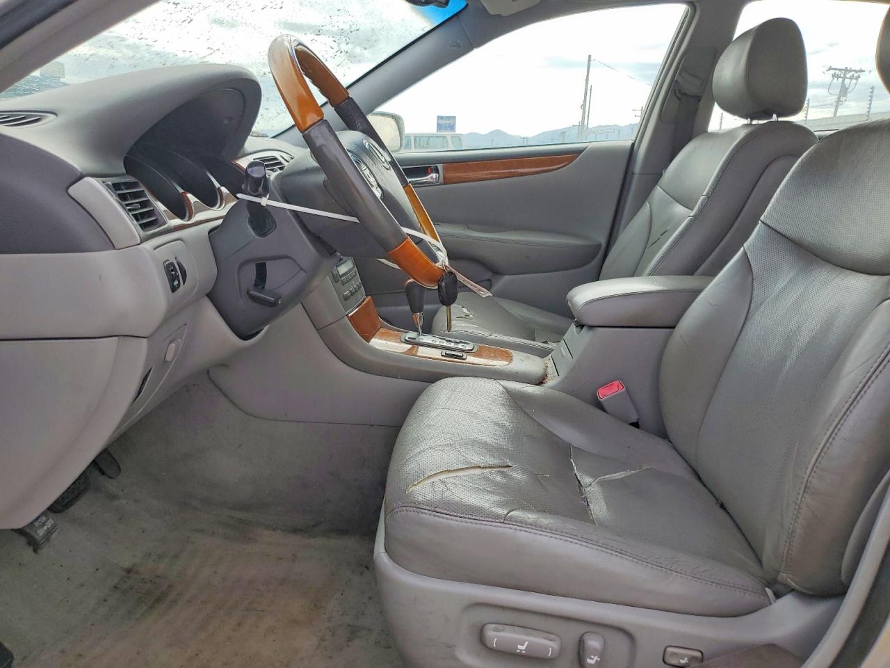 2005 Lexus Es 330 Серебряный vin: JTHBA30G155130785