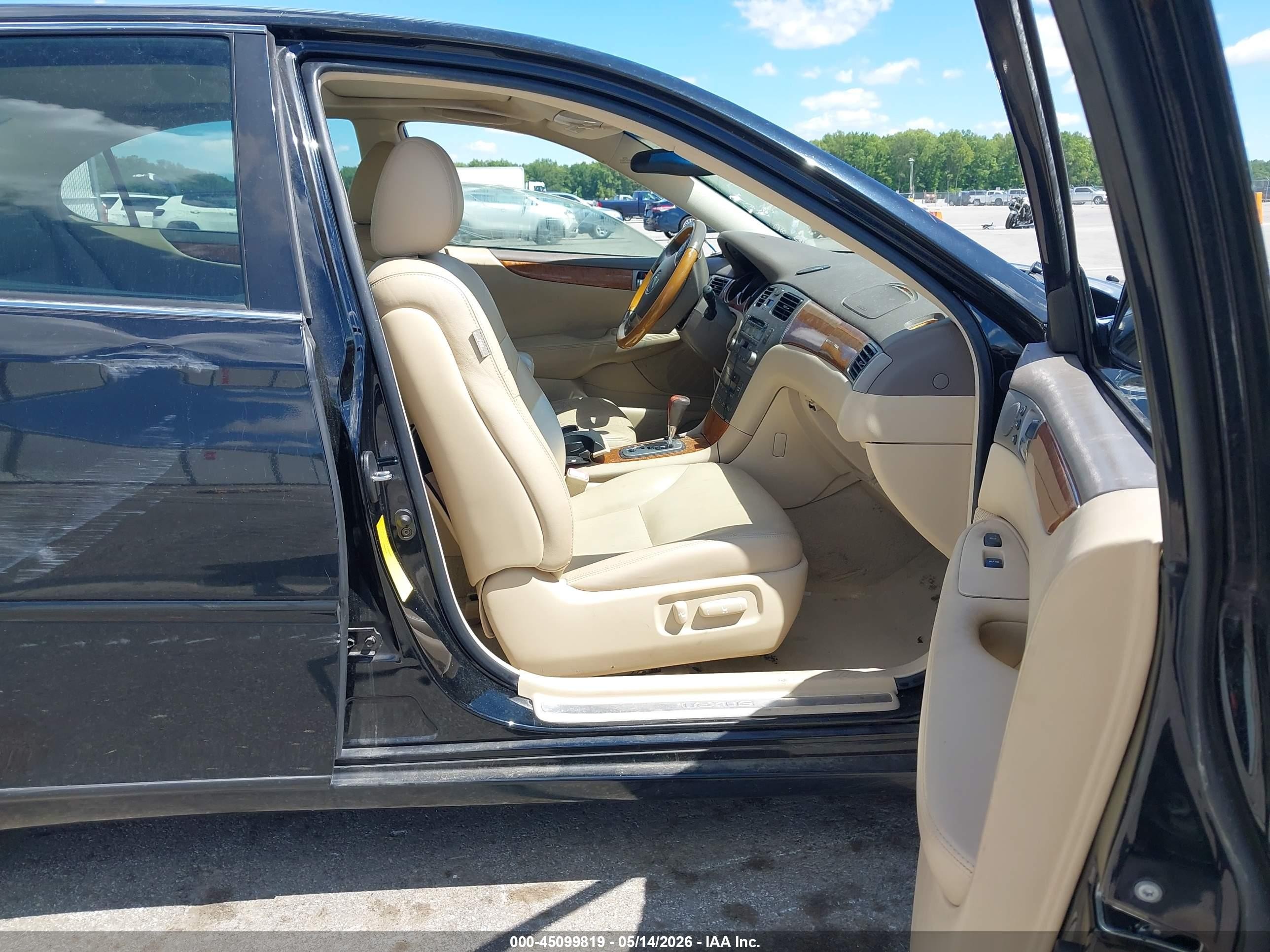 2005 Lexus Es 330 Черный vin: JTHBA30G155141334