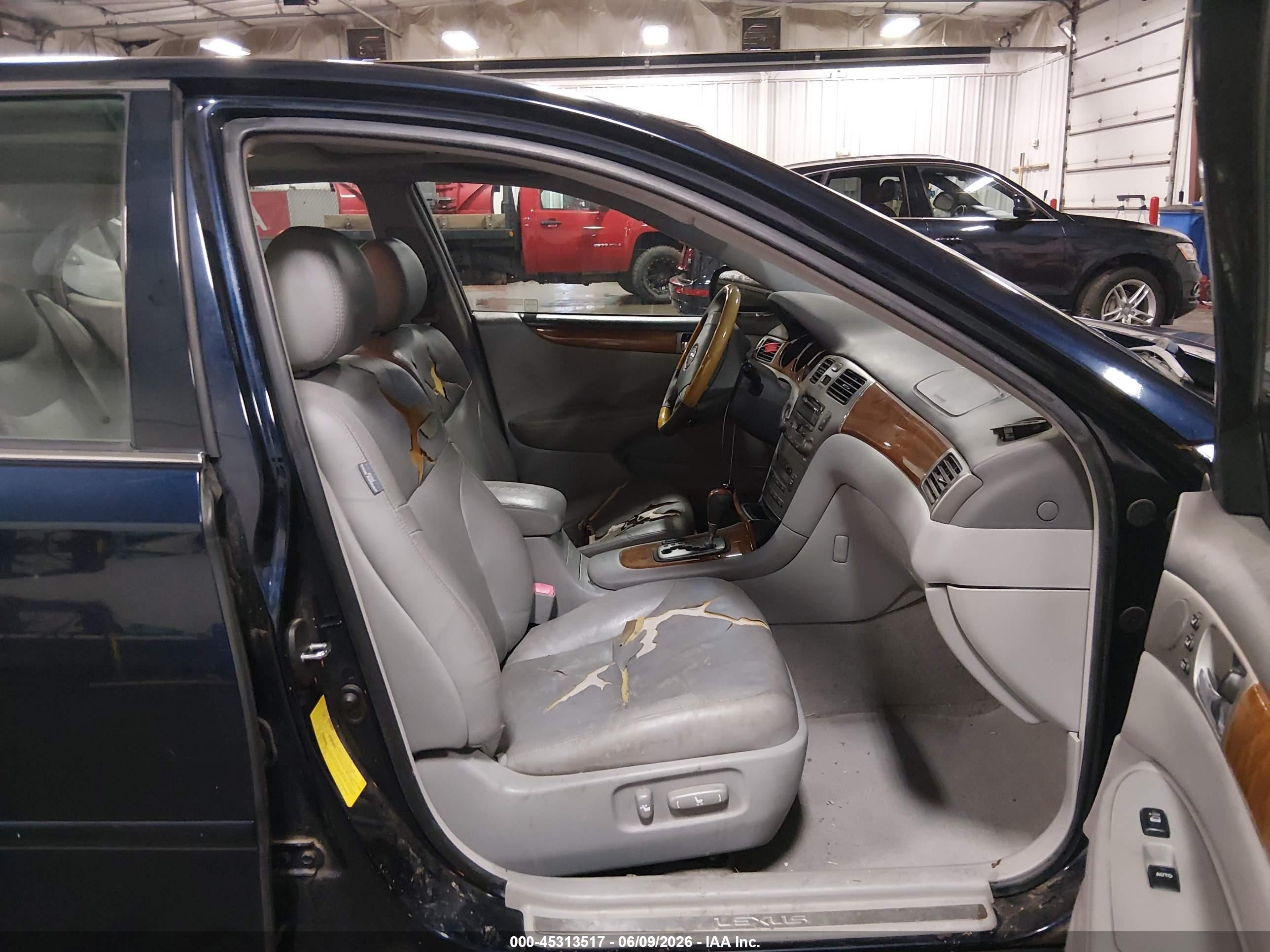 2006 Lexus Es 330   Blue vin: JTHBA30G165174187