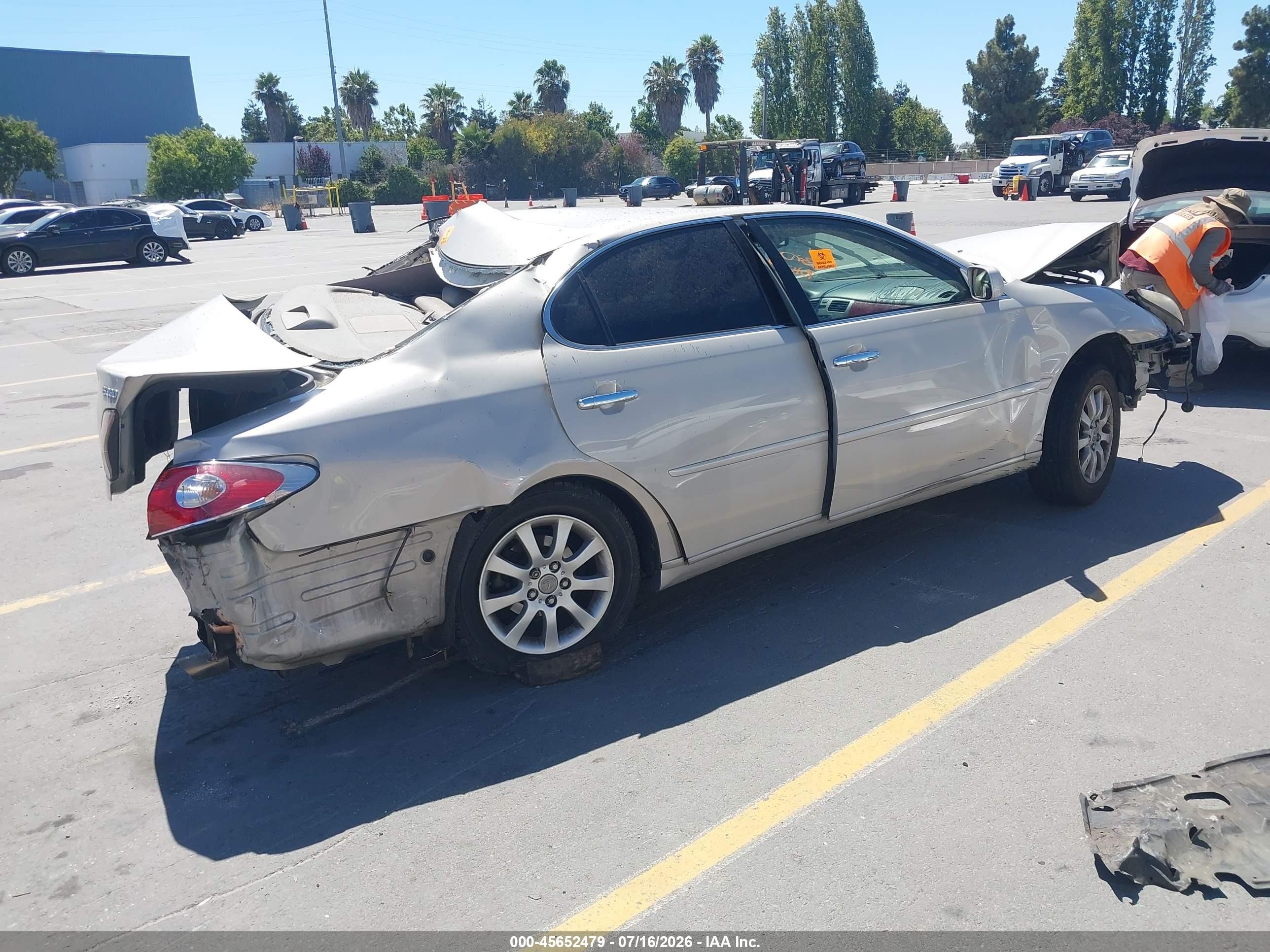 2004 Lexus Es 330   Gray vin: JTHBA30G240022509