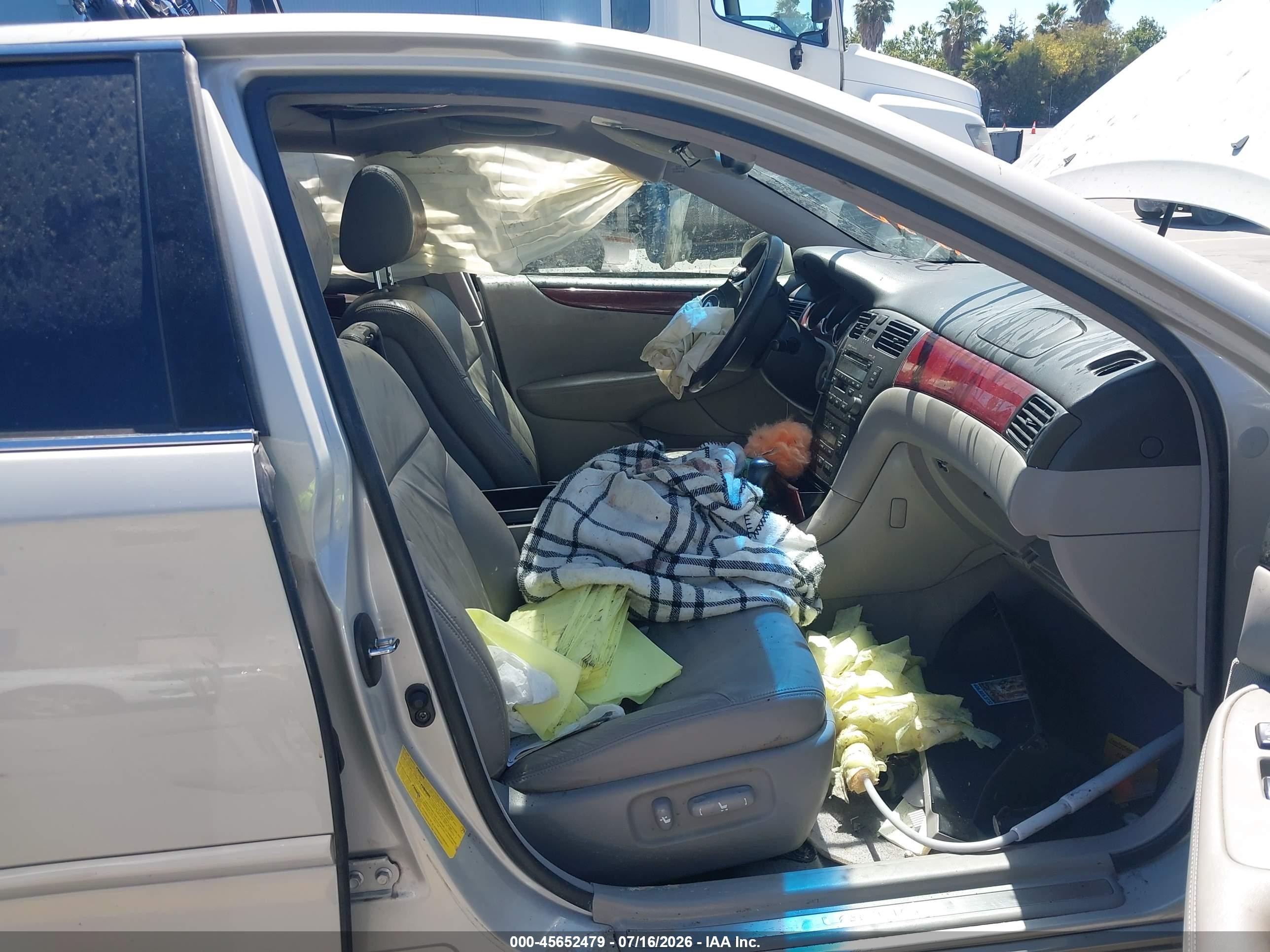 2004 Lexus Es 330   Gray vin: JTHBA30G240022509