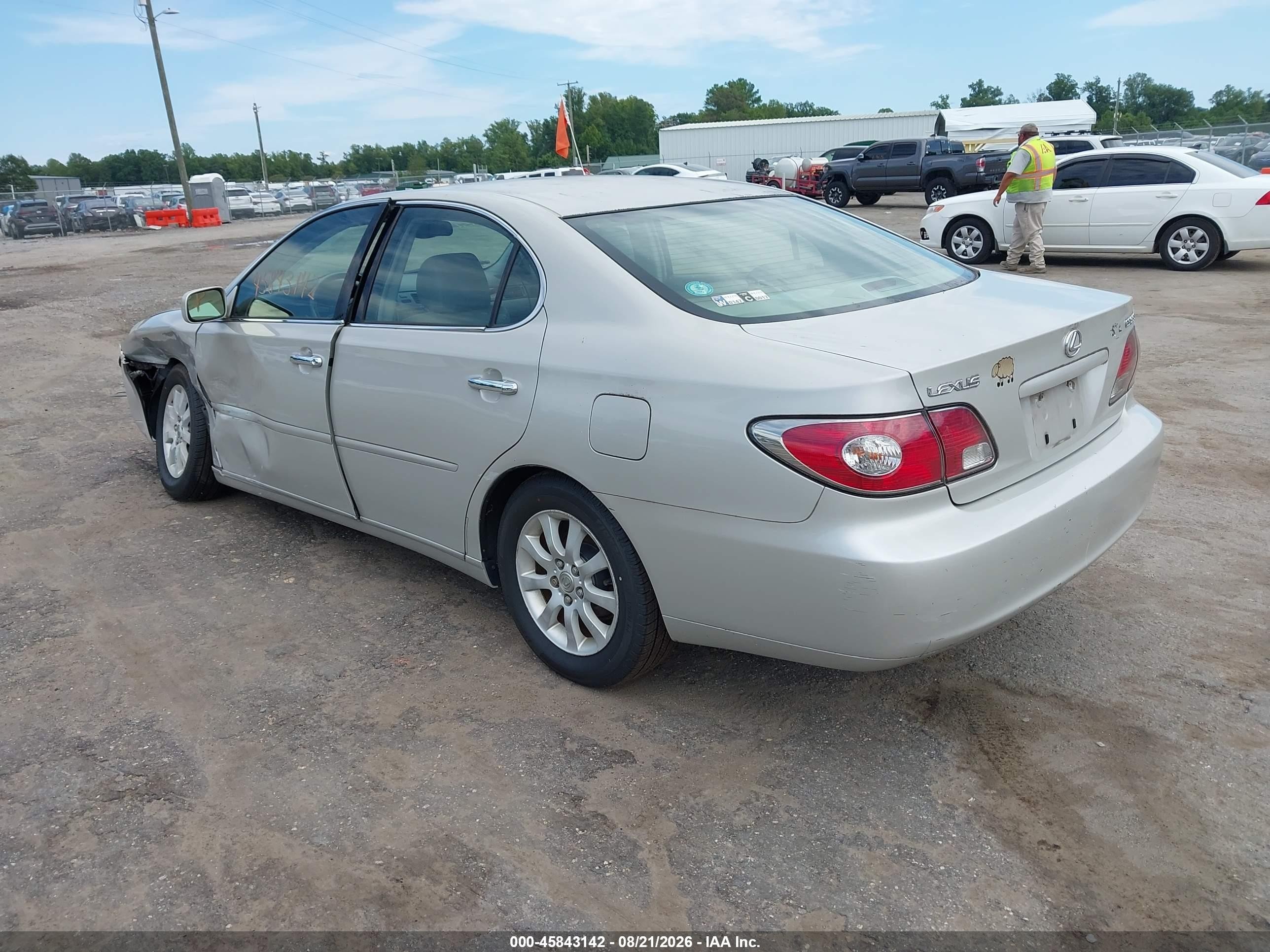 2004 Lexus Es 330   Silver vin: JTHBA30G245020035