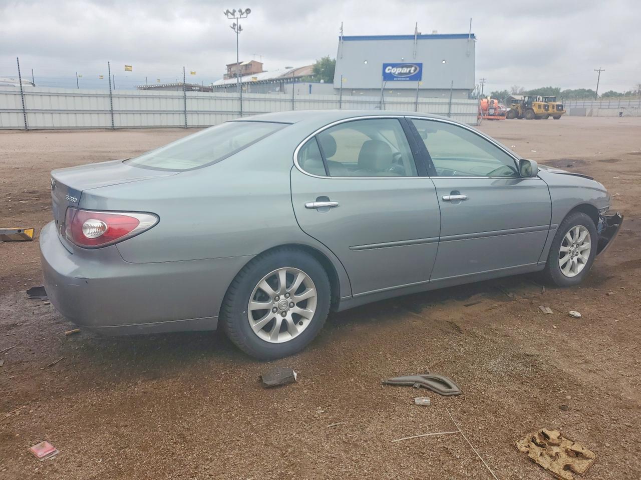 2004 Lexus Es 330 Green vin: JTHBA30G245030354