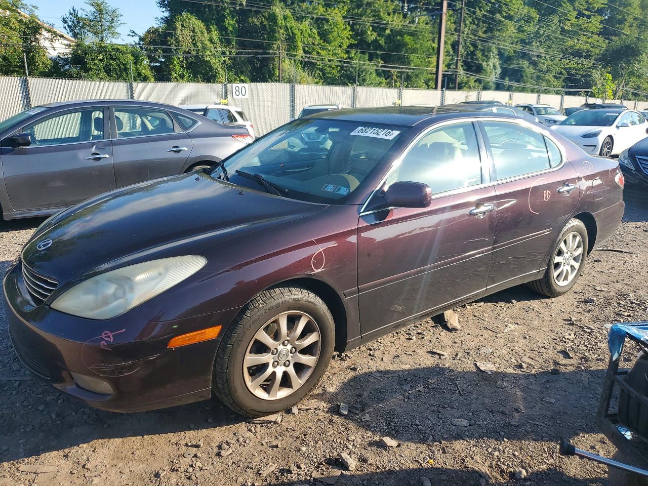 2004 Lexus Es 330 Maroon vin: JTHBA30G245032735