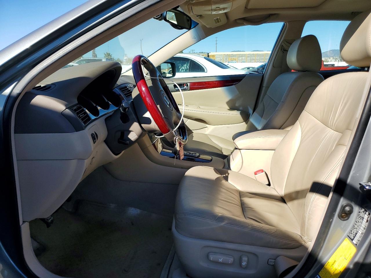 2004 Lexus Es 330 Base Gray vin: JTHBA30G245047509