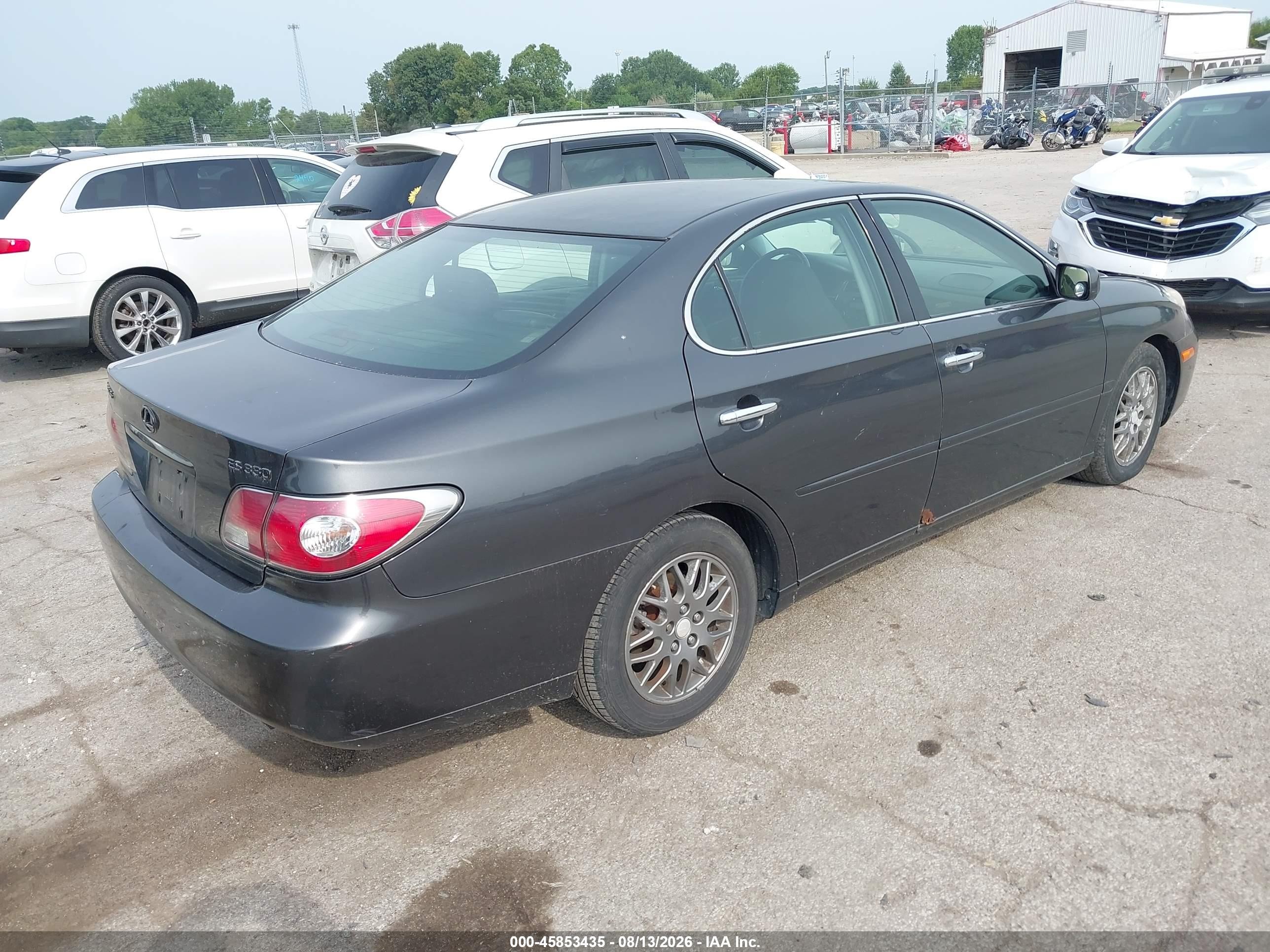 2004 Lexus Es 330   Gray vin: JTHBA30G245048157