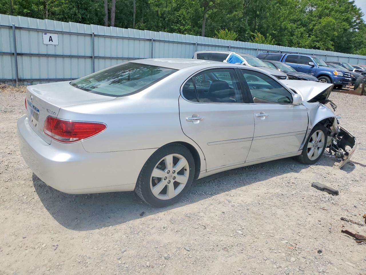 2005 Lexus Es 330 Silver vin: JTHBA30G255059113