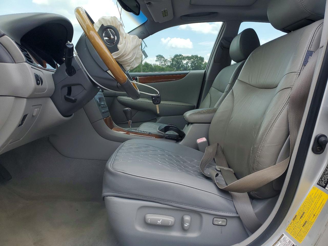 2005 Lexus Es 330 Silver vin: JTHBA30G255059113
