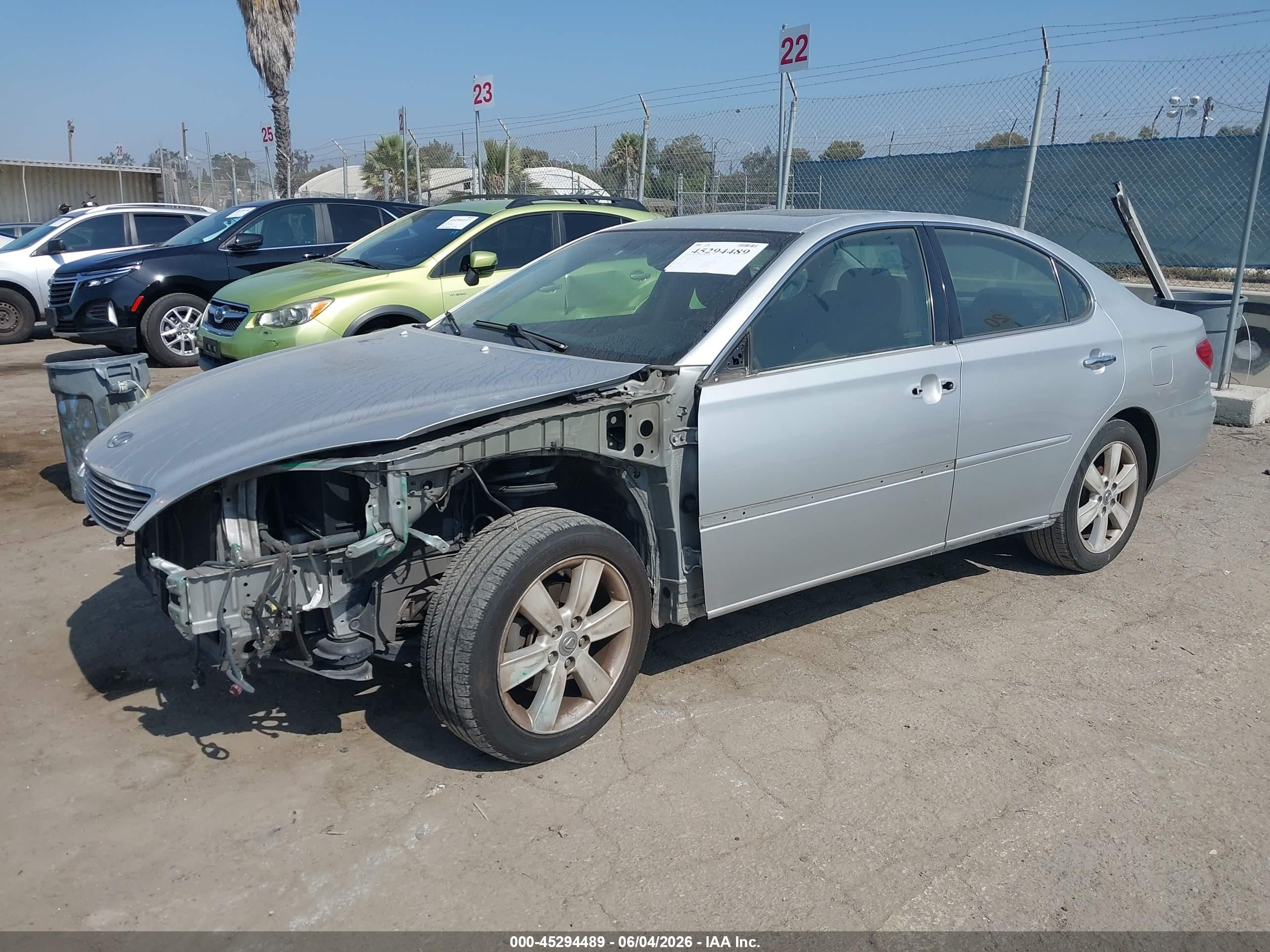 2005 Lexus Es 330 Silver vin: JTHBA30G255072413