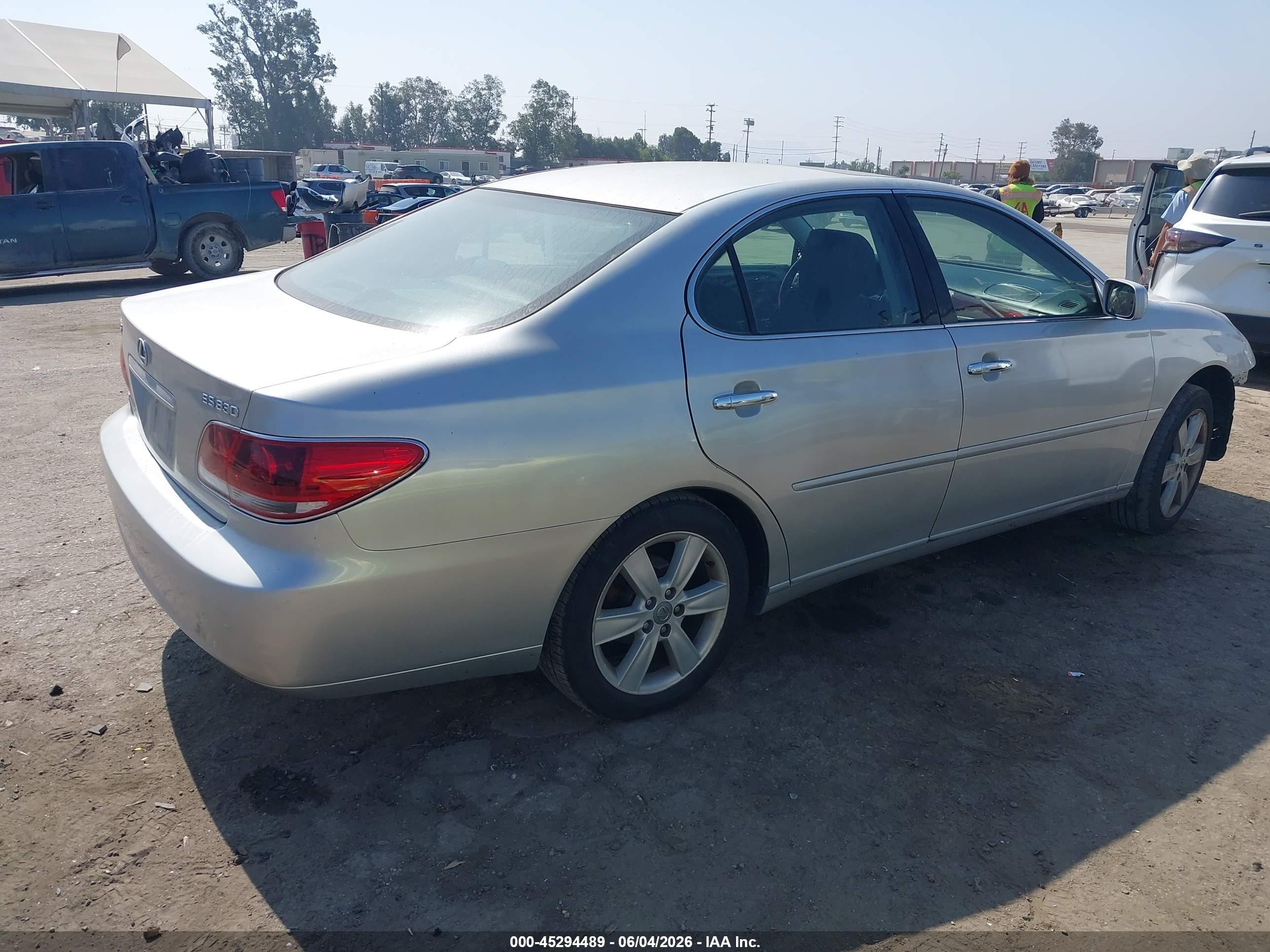 2005 Lexus Es 330 Silver vin: JTHBA30G255072413