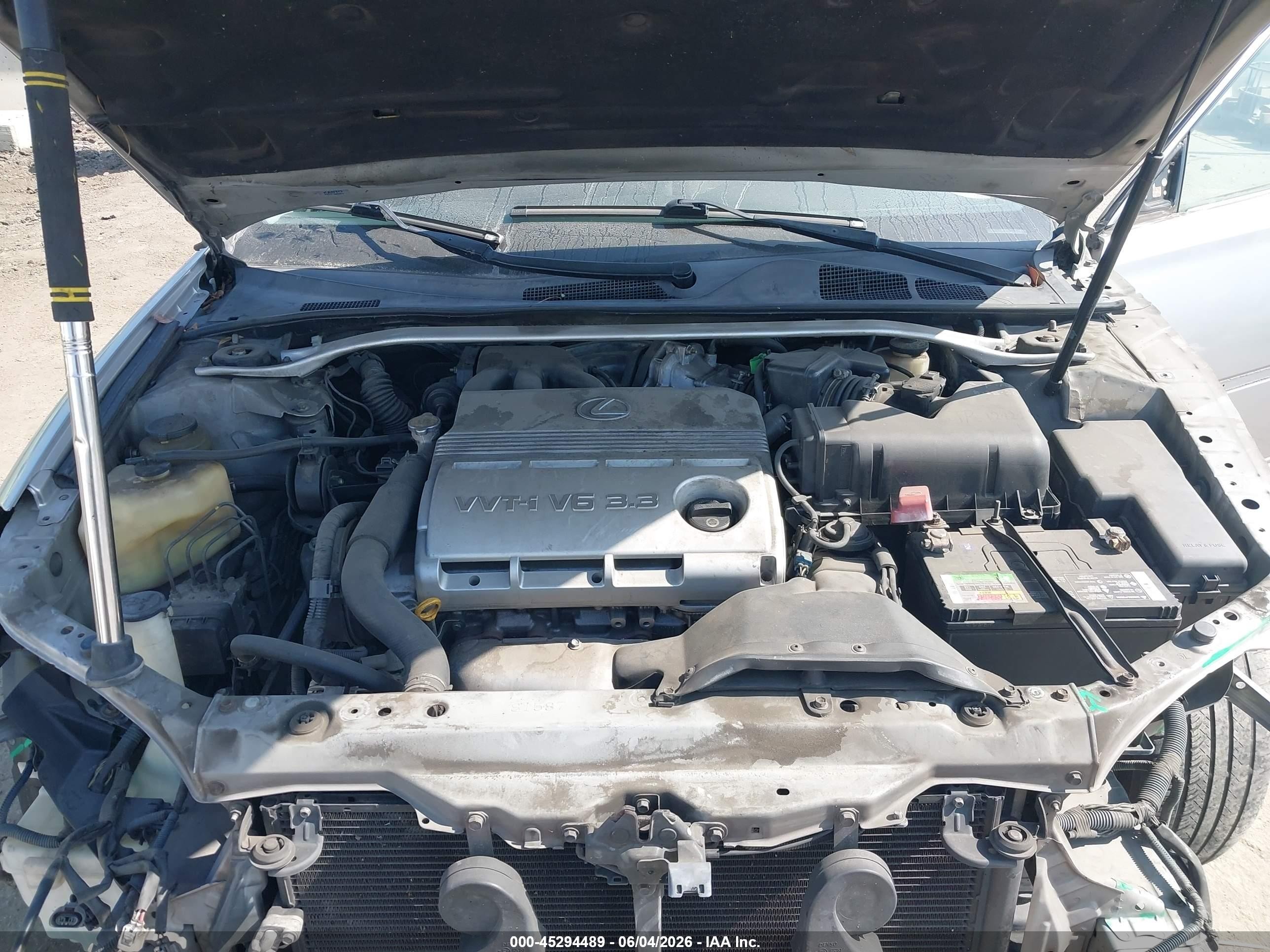 2005 Lexus Es 330 Silver vin: JTHBA30G255072413