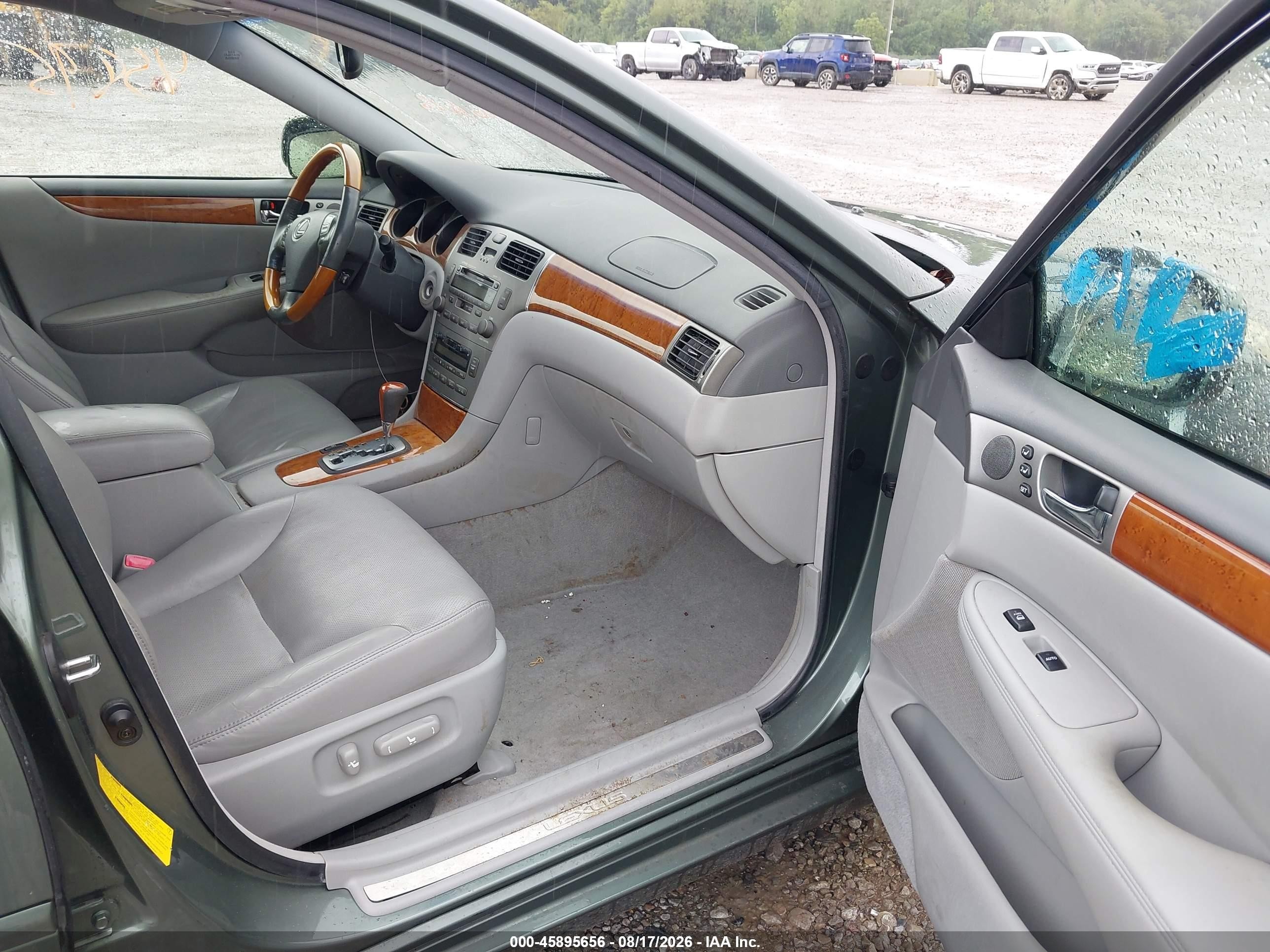 2005 Lexus Es 330   Green vin: JTHBA30G255077739