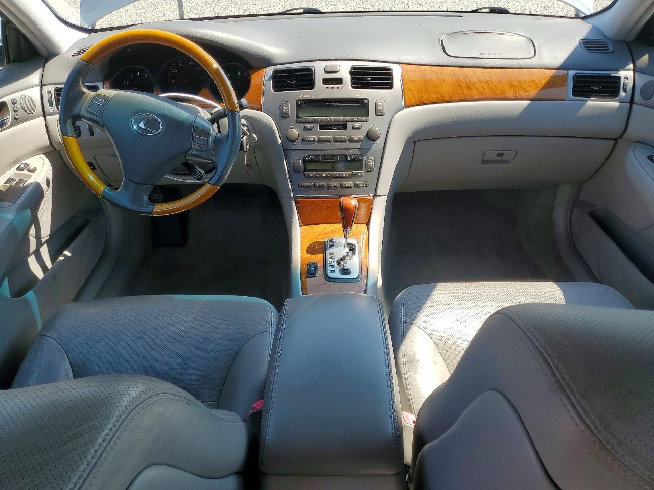 2005 Lexus Es 330 Blue vin: JTHBA30G255131296