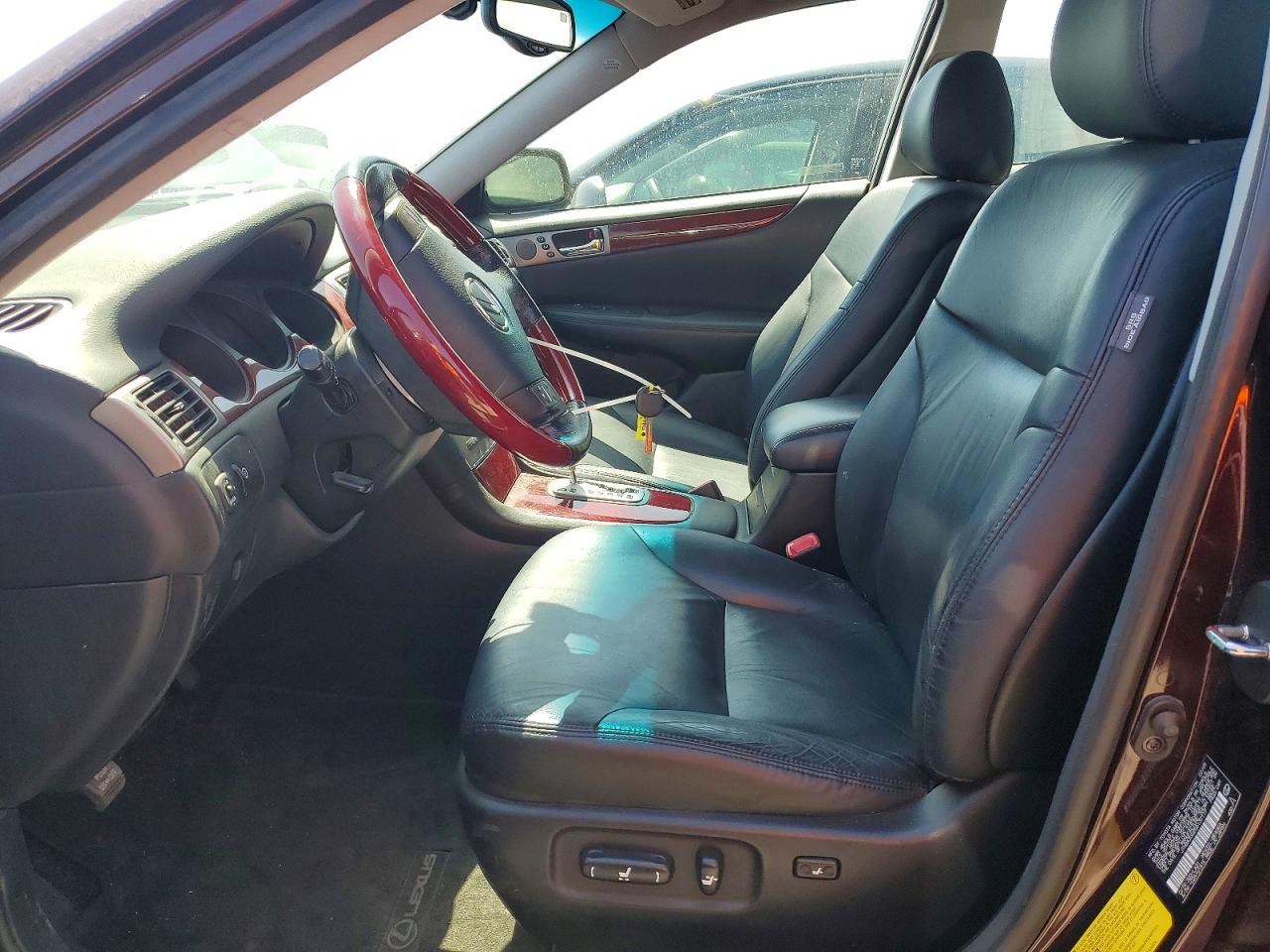 2005 Lexus Es 330 Burgundy vin: JTHBA30G255137177