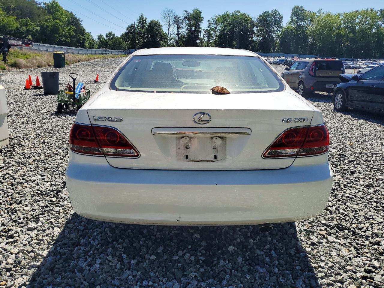 2005 Lexus Es 330 Белый vin: JTHBA30G255137664