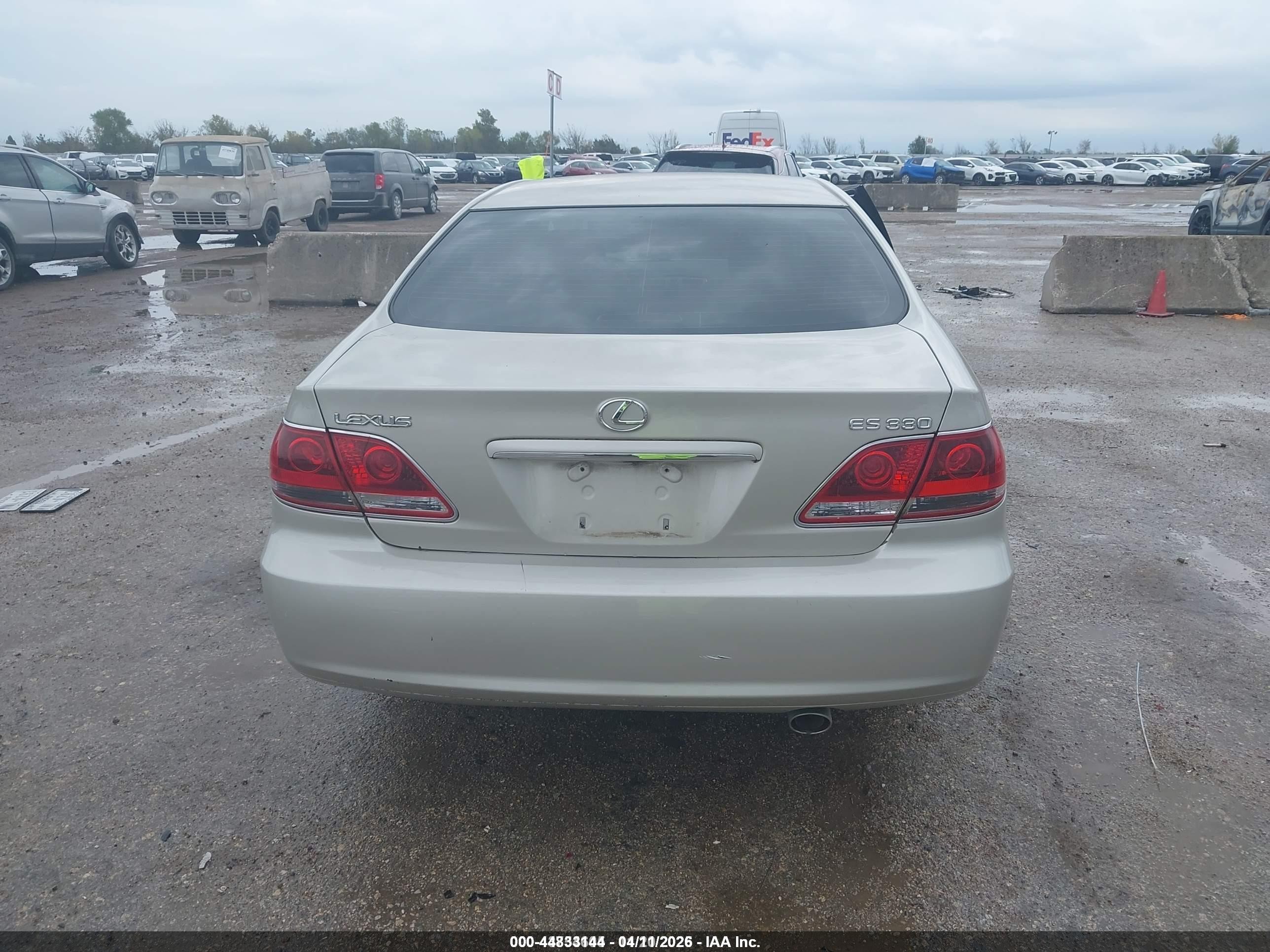 2006 Lexus Es 330 Silver vin: JTHBA30G265147127