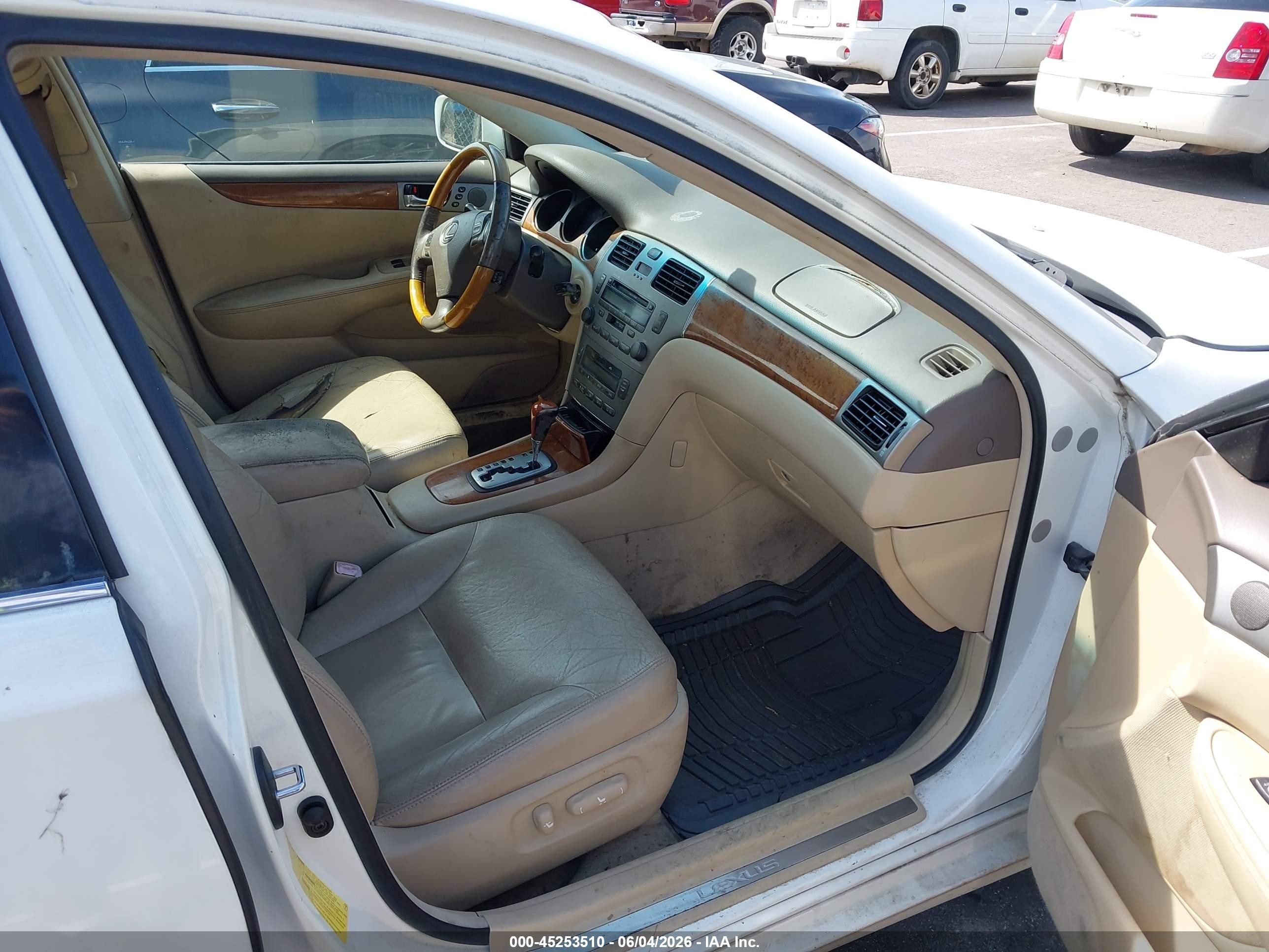 2006 Lexus Es 330   White vin: JTHBA30G265153266