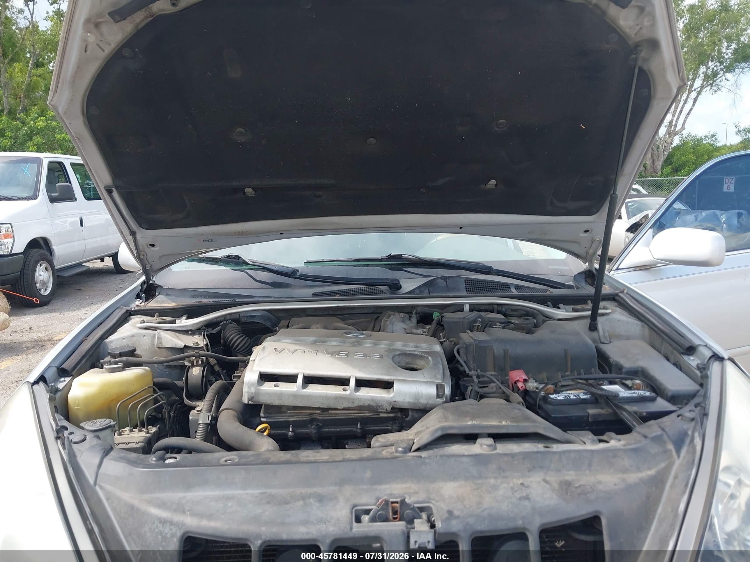 2006 Lexus Es 330   Silver vin: JTHBA30G265154028
