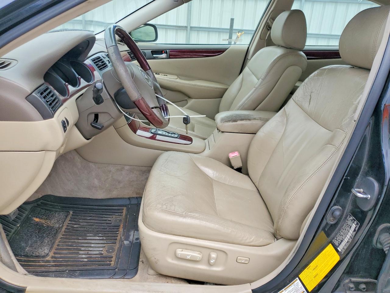2004 Lexus Es 330 Black vin: JTHBA30G345037622