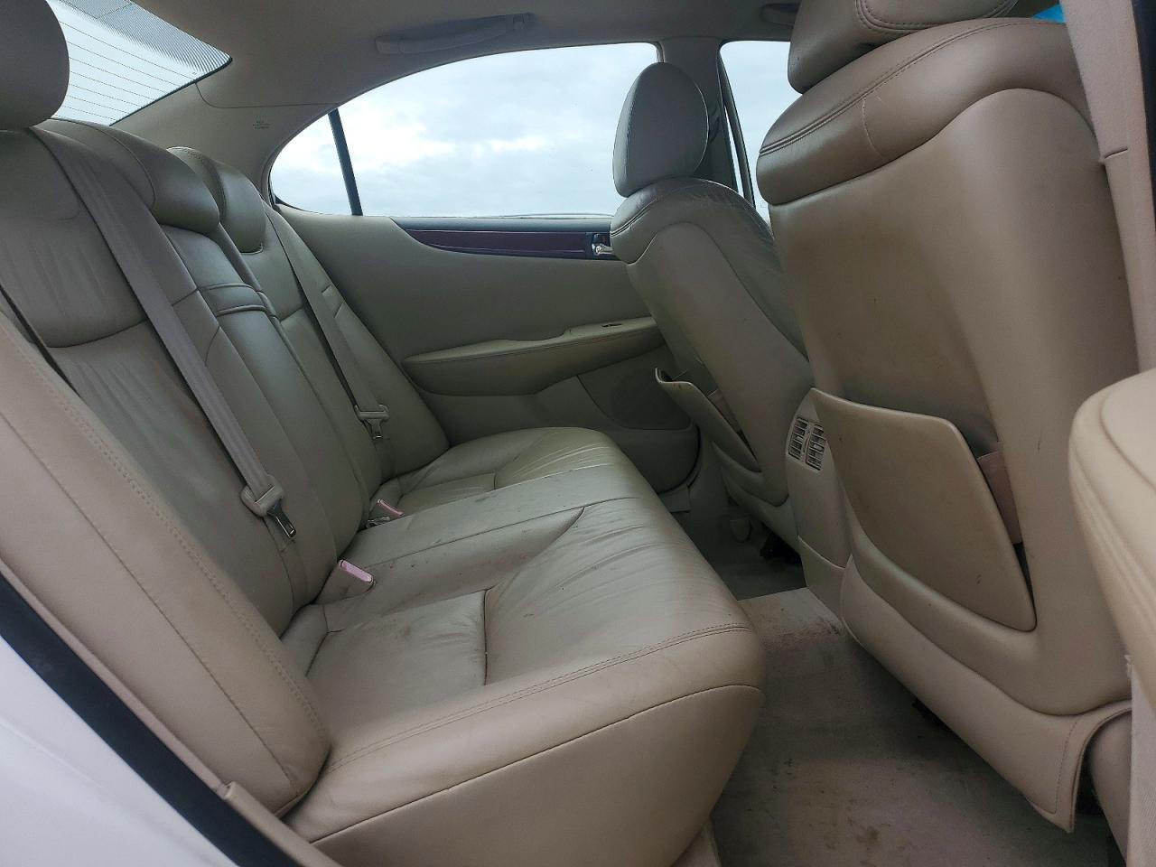 2004 Lexus Es 330 White vin: JTHBA30G345054792