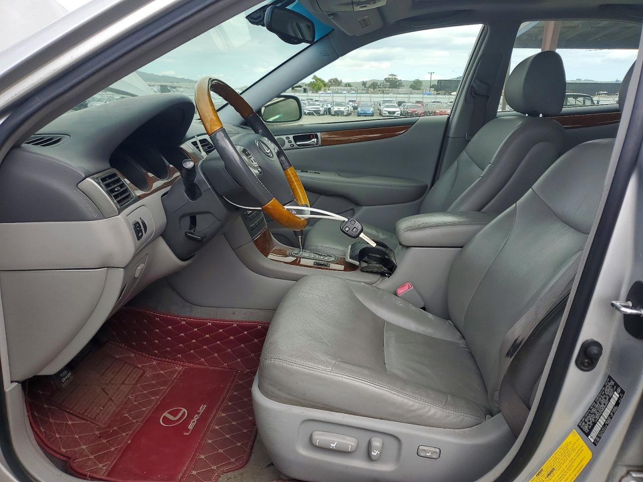 2005 Lexus Es 330 Серебряный vin: JTHBA30G355066393