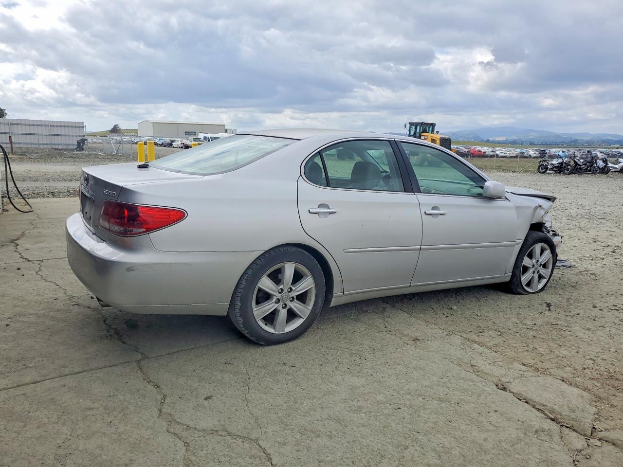 2005 Lexus Es 330 Серебряный vin: JTHBA30G355066393
