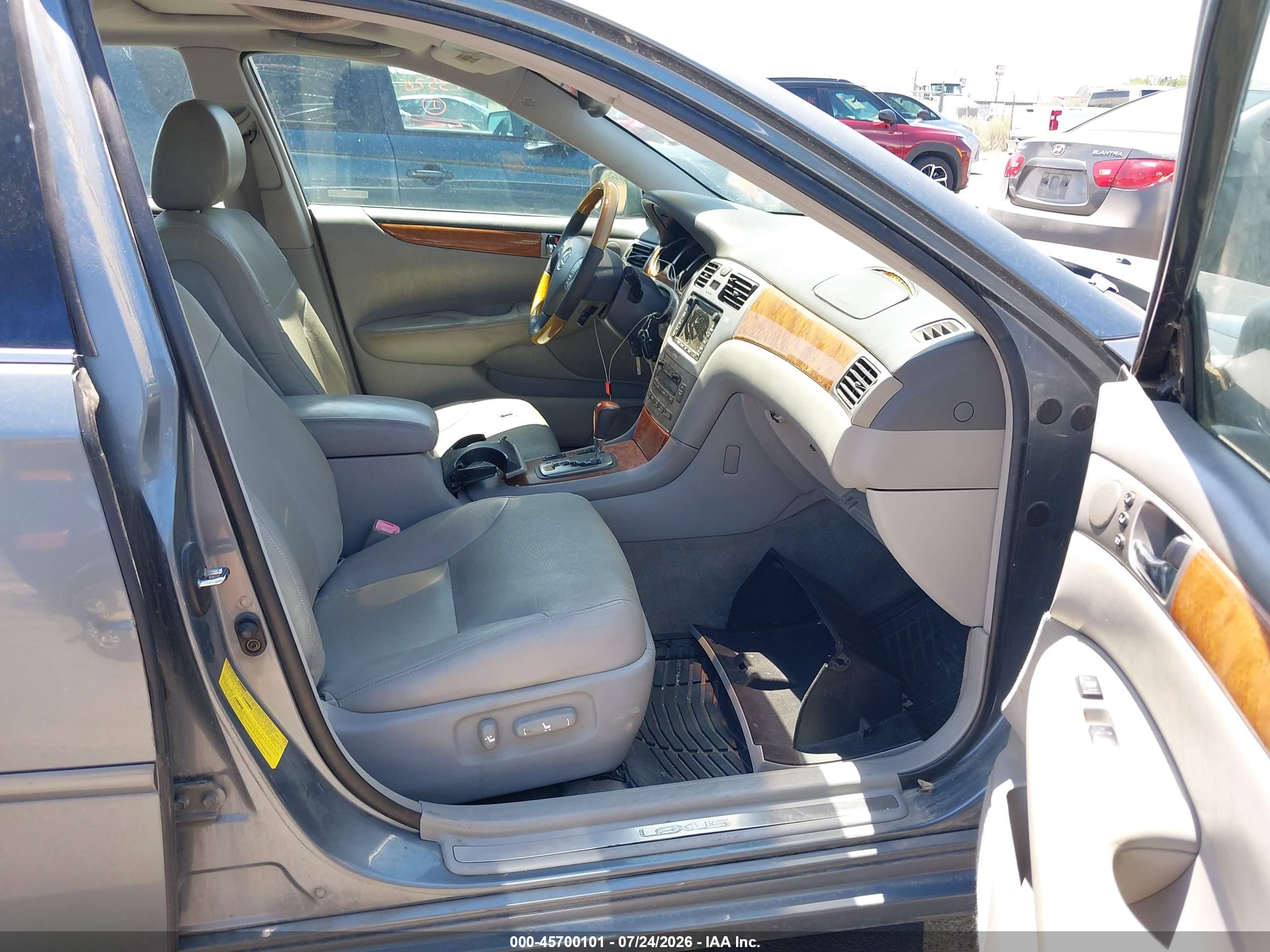2005 Lexus Es 330   Gray vin: JTHBA30G355067267