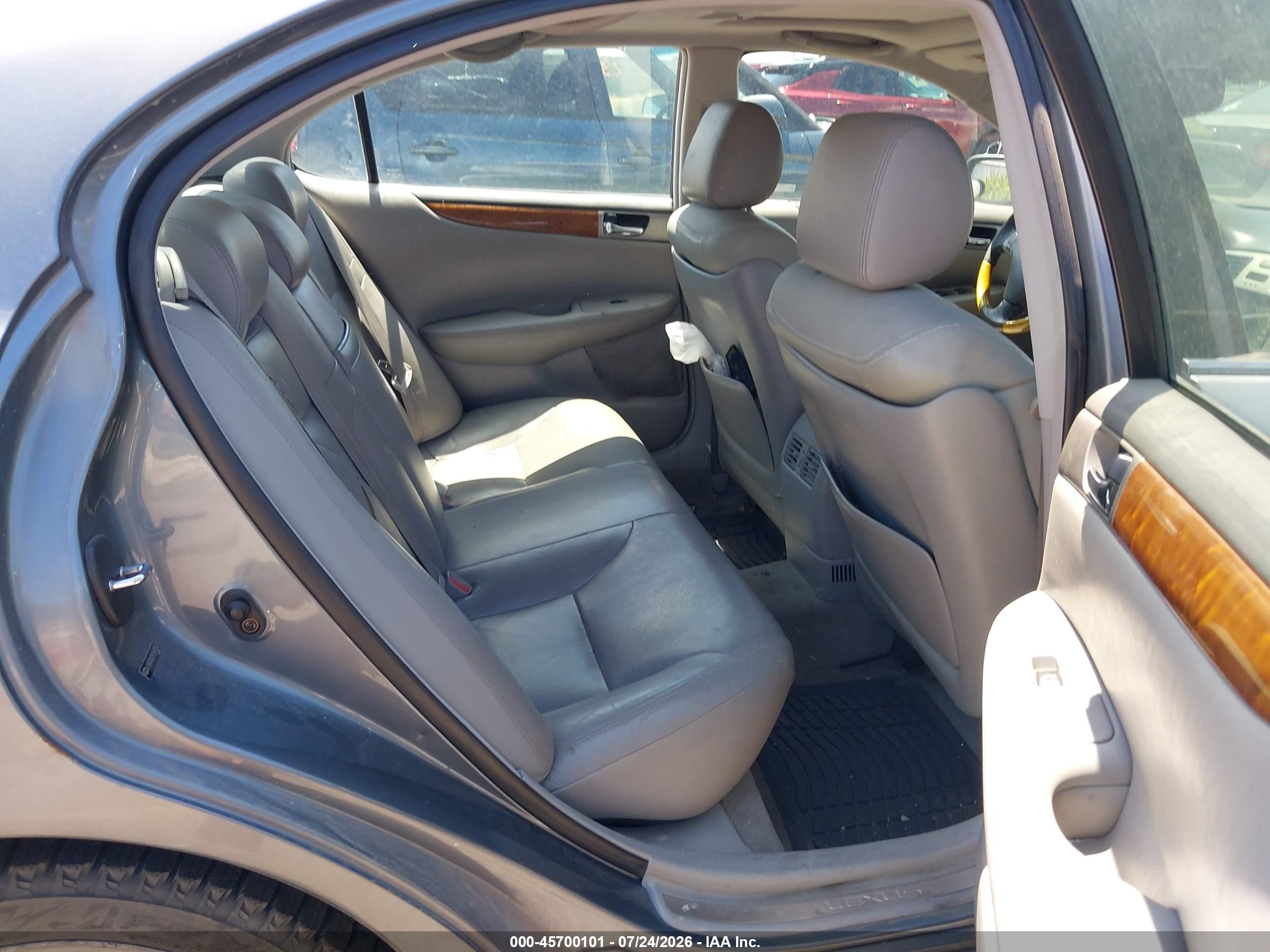2005 Lexus Es 330   Gray vin: JTHBA30G355067267