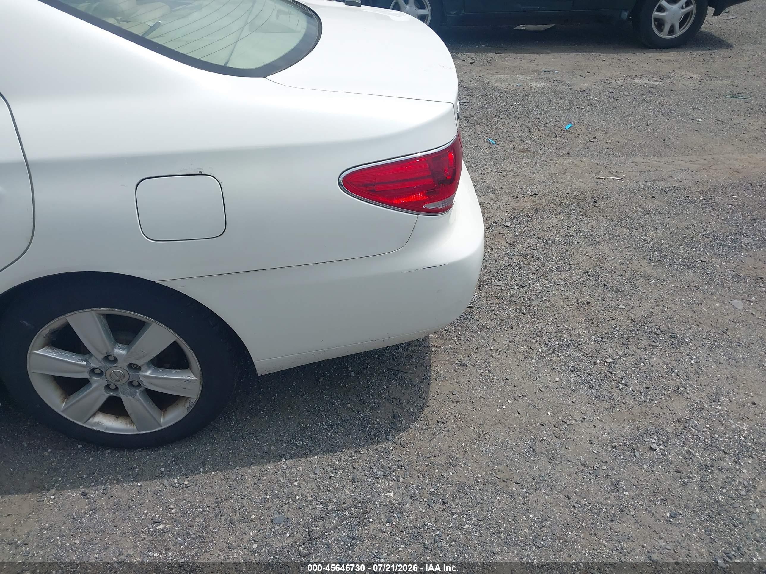 2005 Lexus Es 330 White vin: JTHBA30G355096588