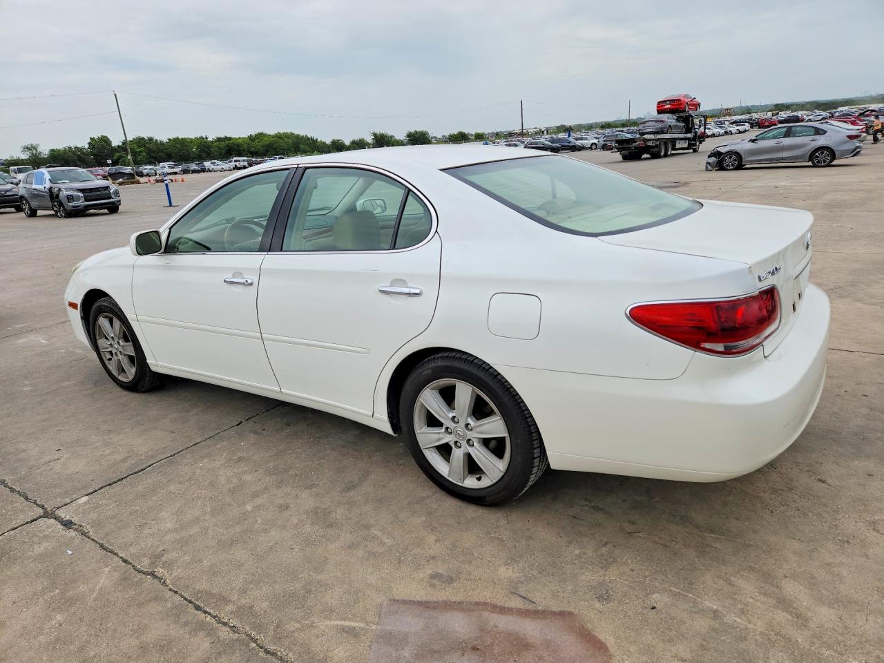2005 Lexus Es 330 Белый vin: JTHBA30G355102390