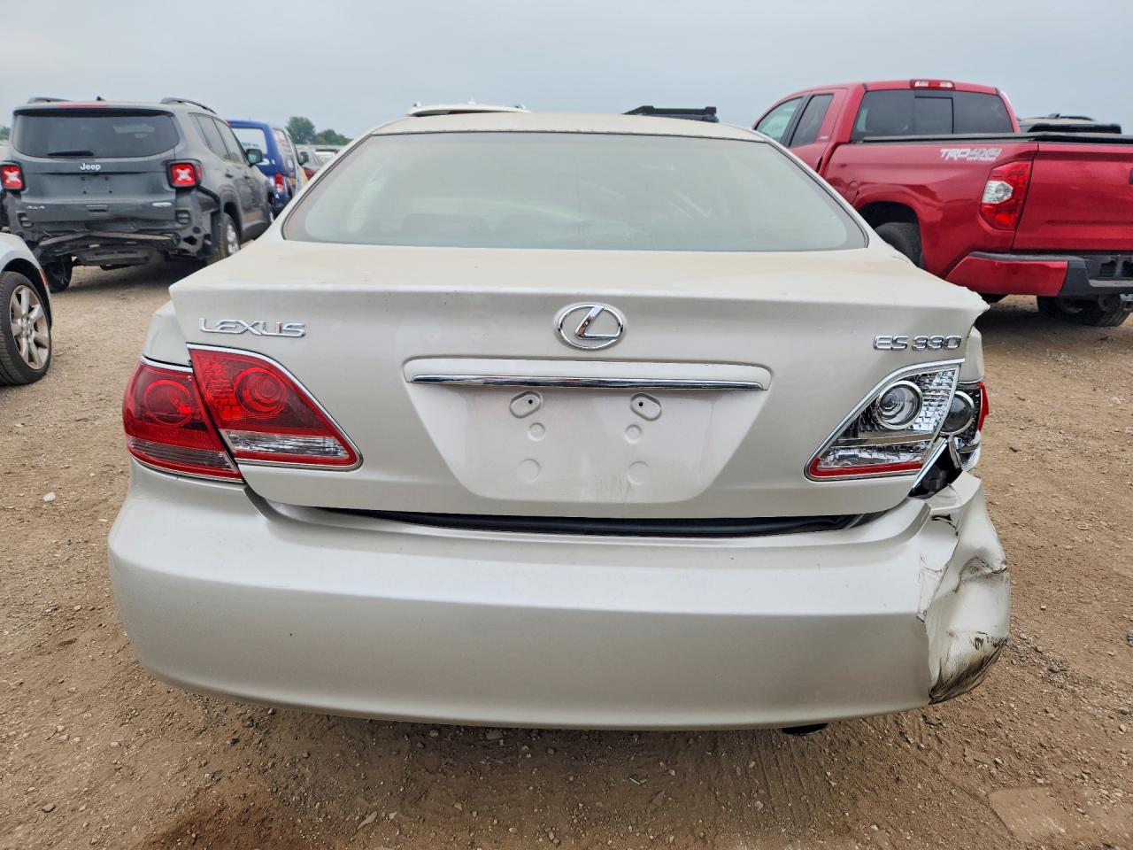 2005 Lexus Es 330 Gold vin: JTHBA30G355114068