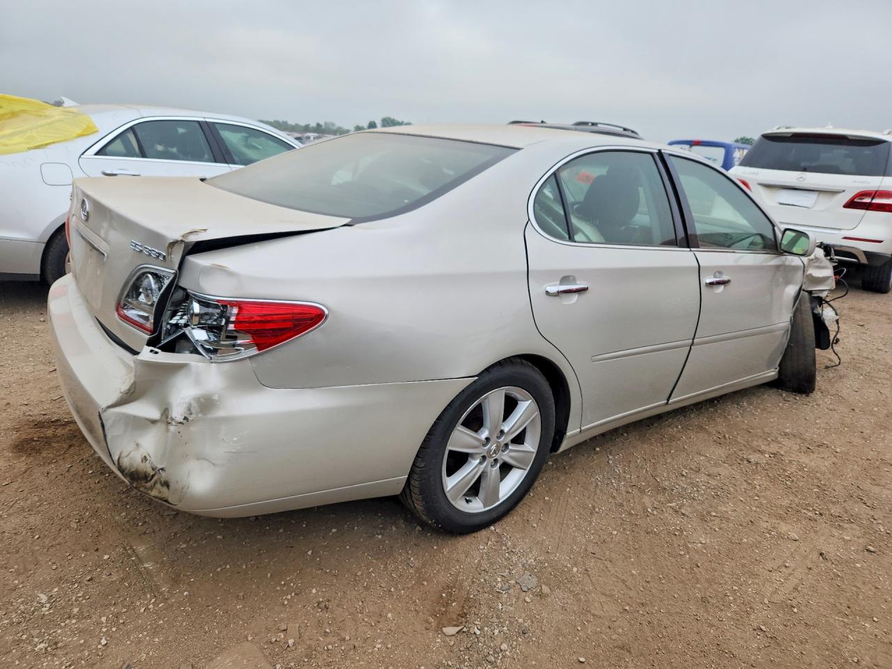 2005 Lexus Es 330 Gold vin: JTHBA30G355114068