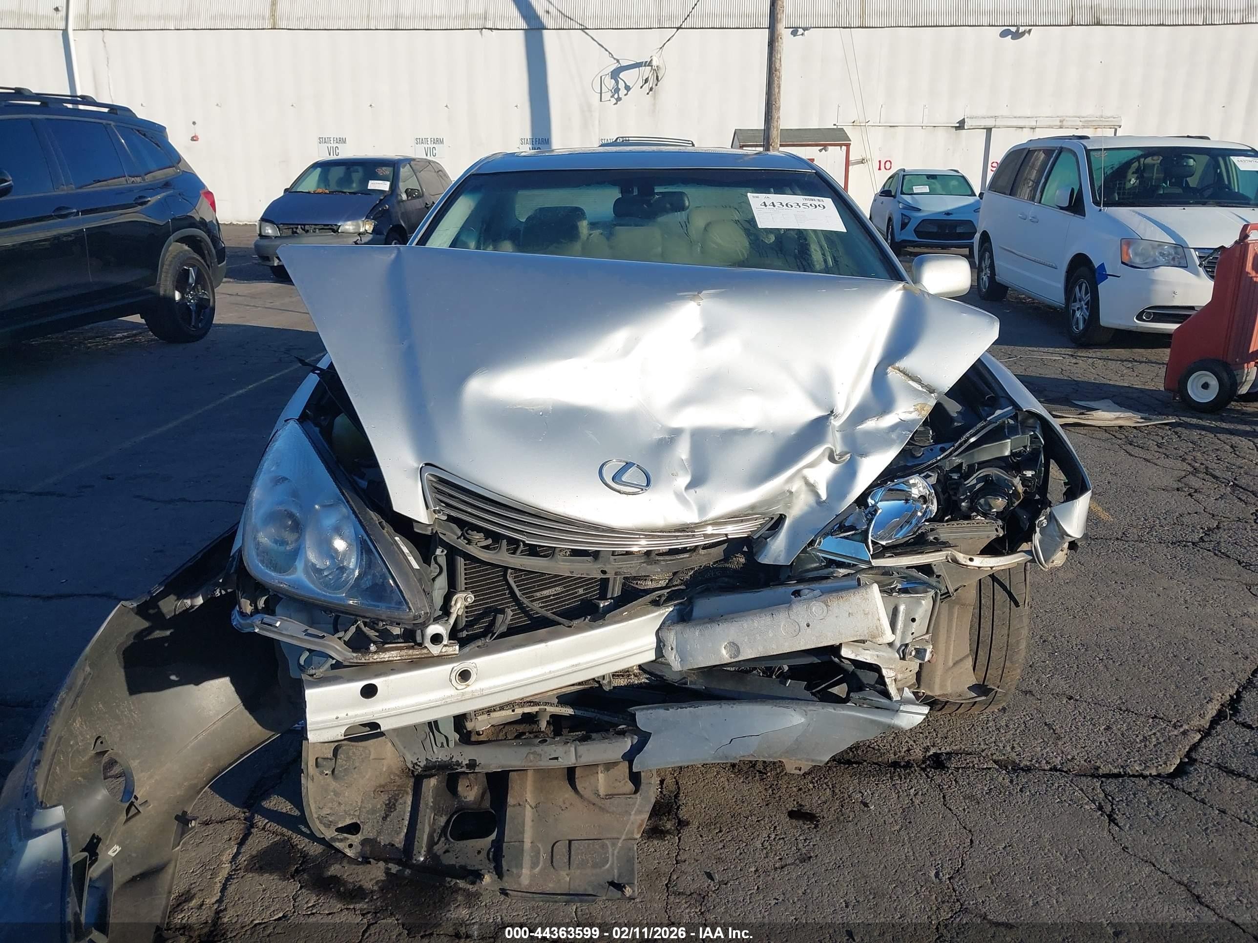 2005 Lexus Es 330 Silver vin: JTHBA30G355121215