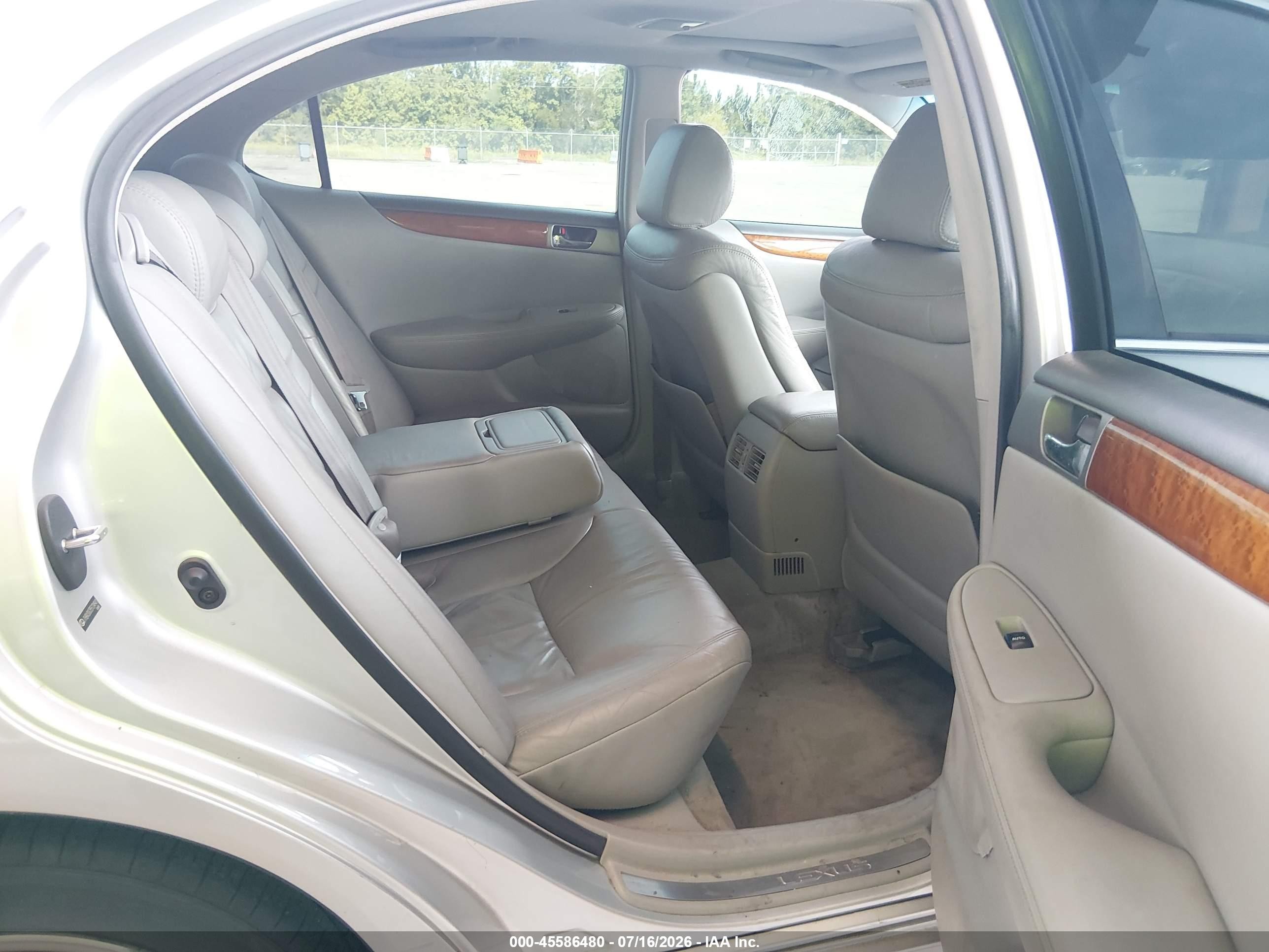 2005 Lexus Es 330   Silver vin: JTHBA30G355124941