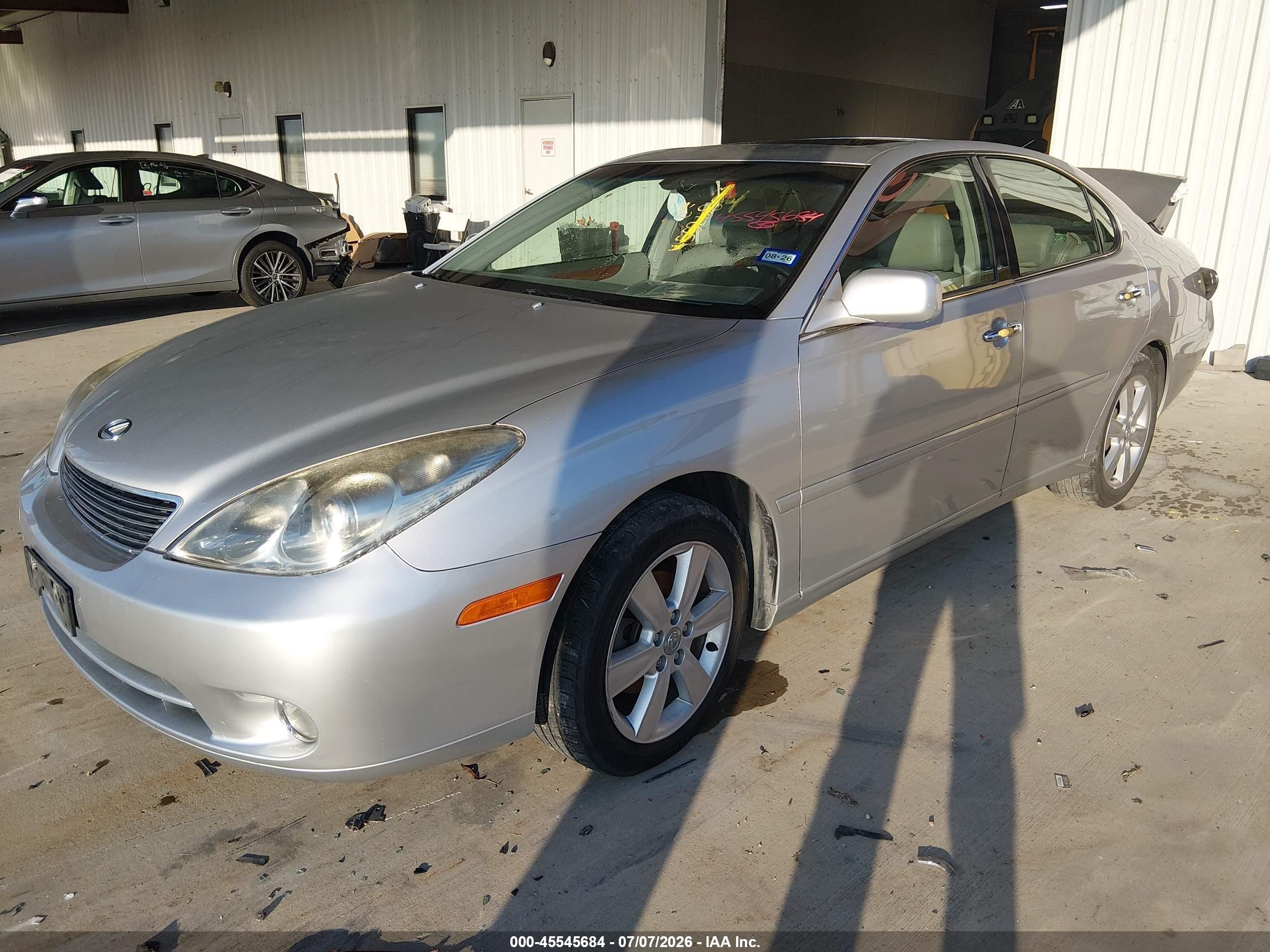 2005 Lexus Es 330   Silver vin: JTHBA30G355139987
