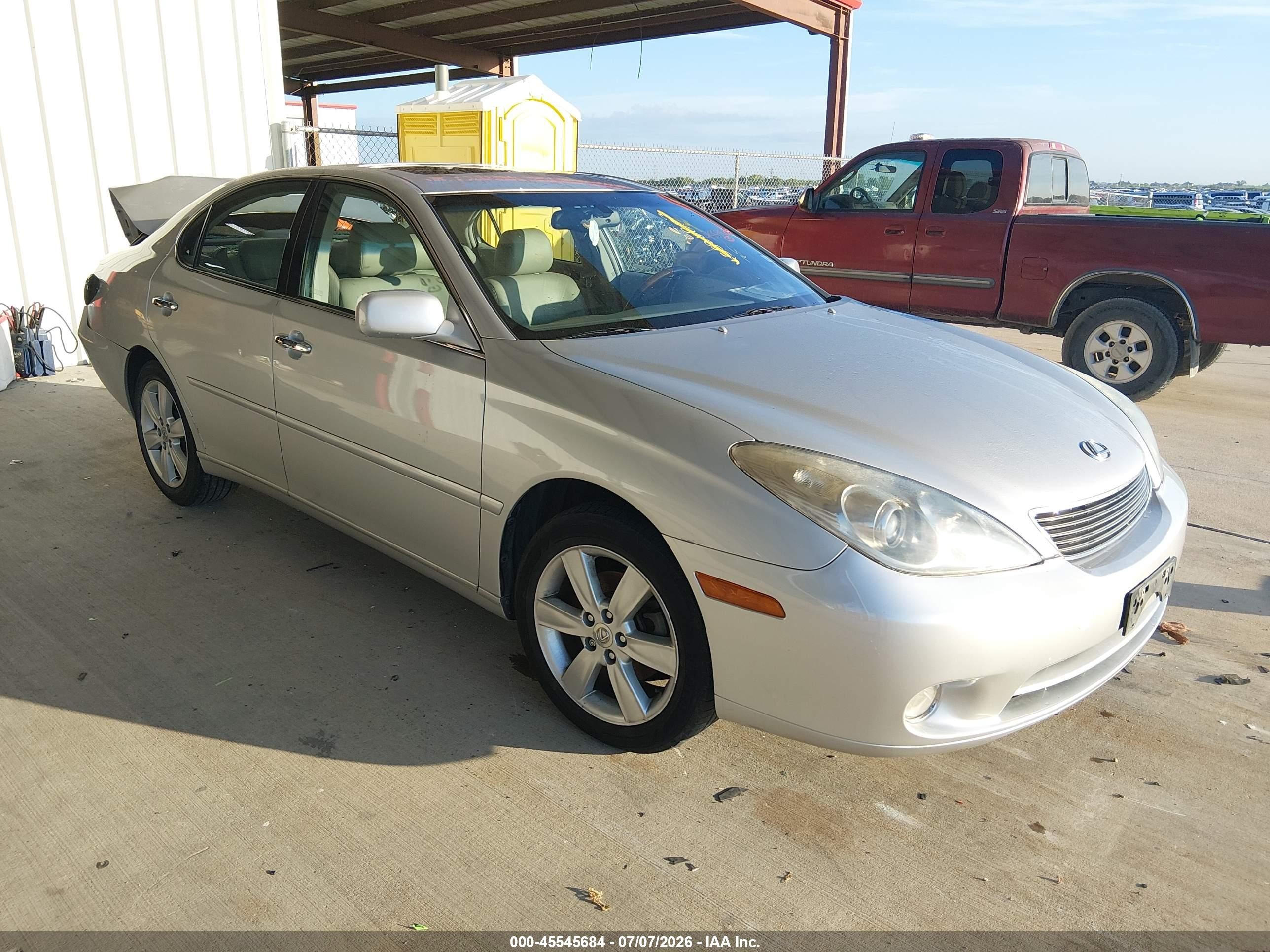 2005 Lexus Es 330   Silver vin: JTHBA30G355139987