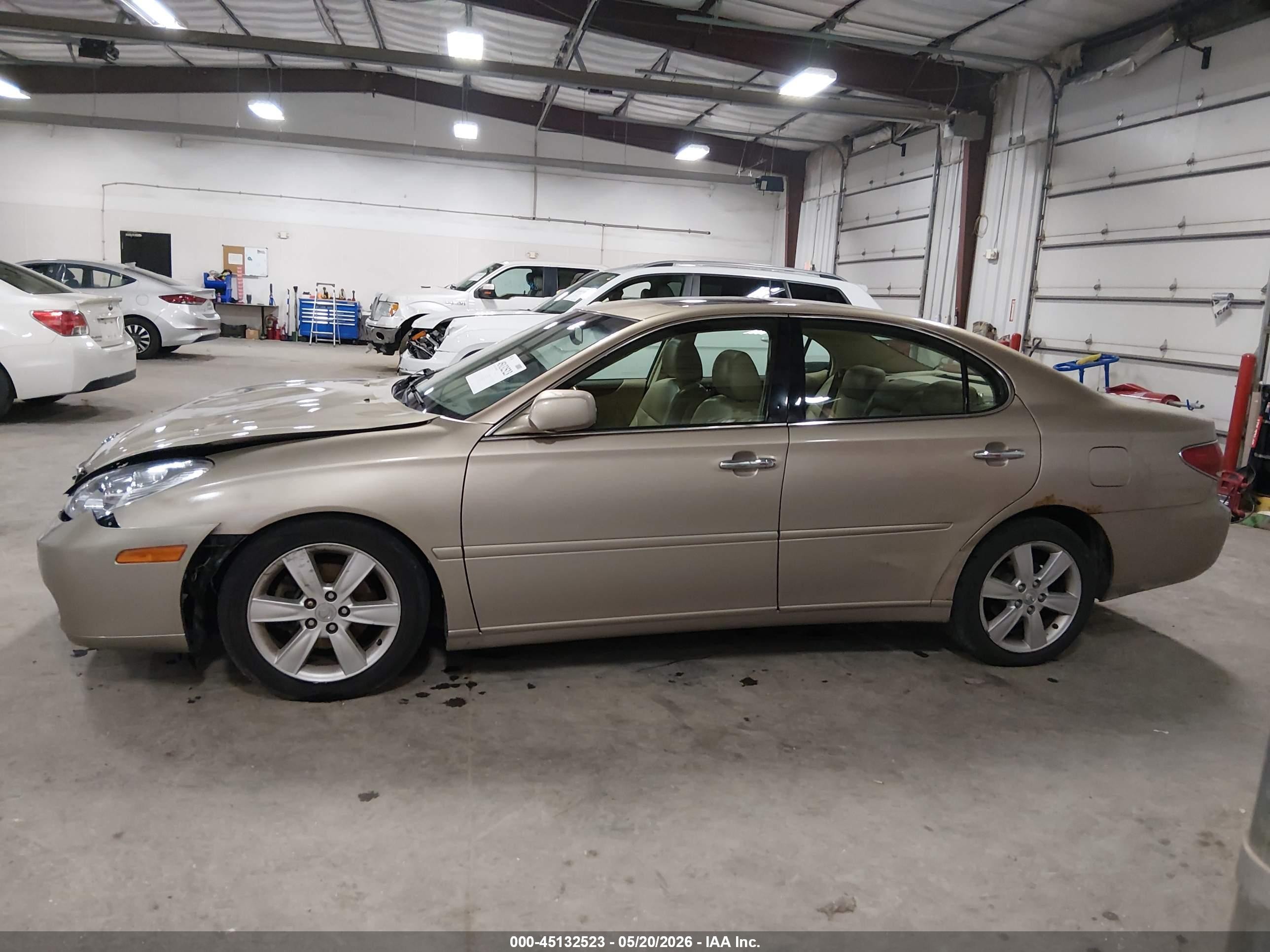 2005 Lexus Es 330 Gold vin: JTHBA30G355141268