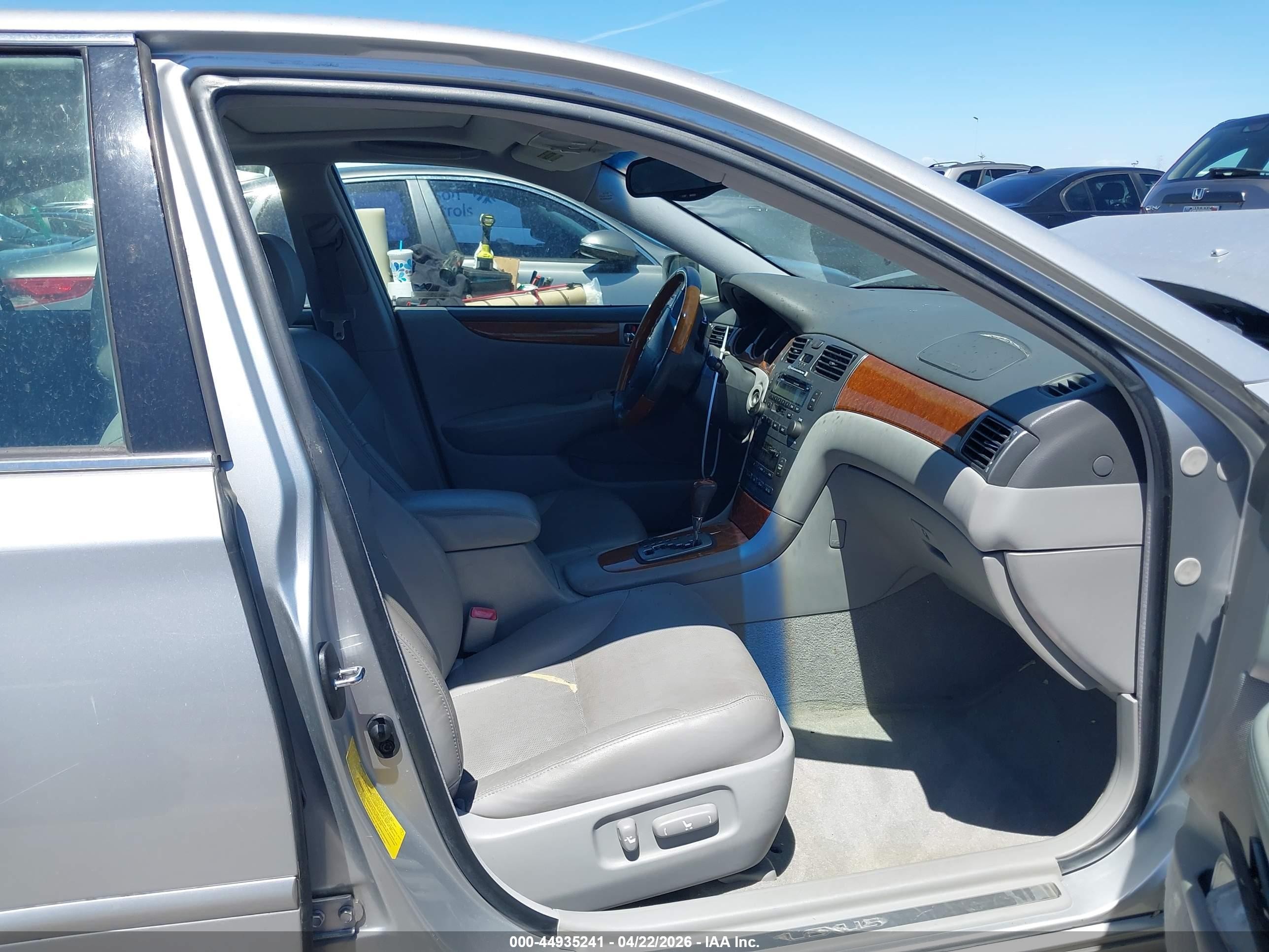 2006 Lexus Es 330   Silver vin: JTHBA30G365176006