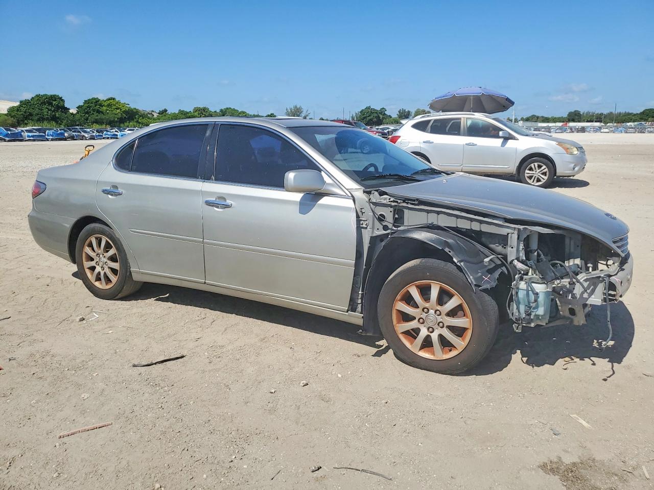 2004 Lexus Es 330 Silver vin: JTHBA30G440019899