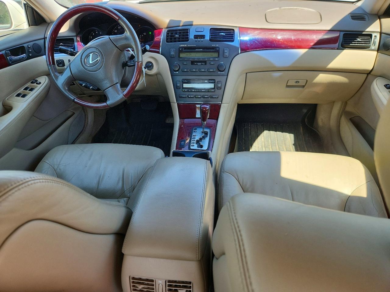 2004 Lexus Es 330 White vin: JTHBA30G445017184