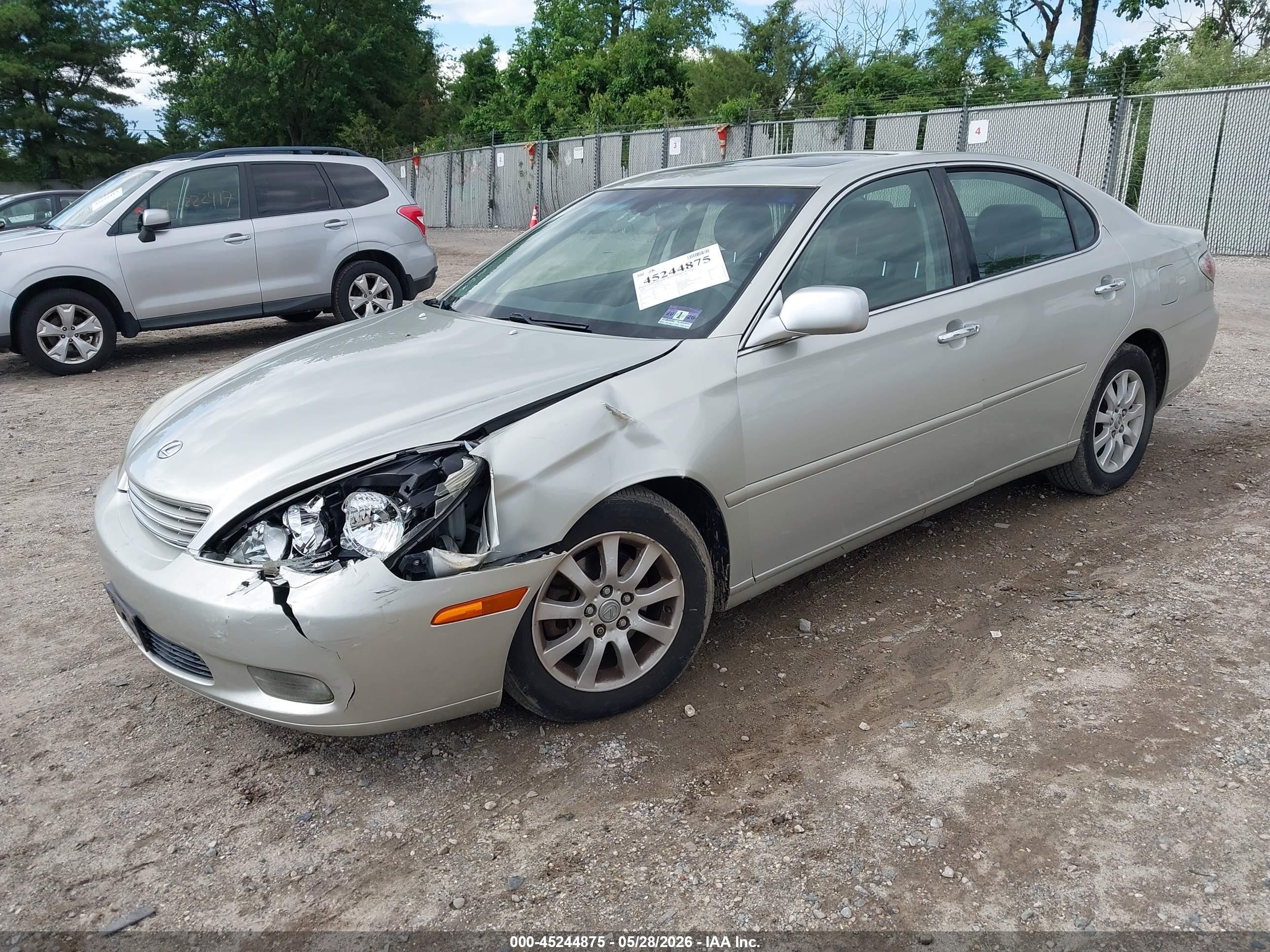 2004 Lexus Es 330   Серебряный vin: JTHBA30G445025558