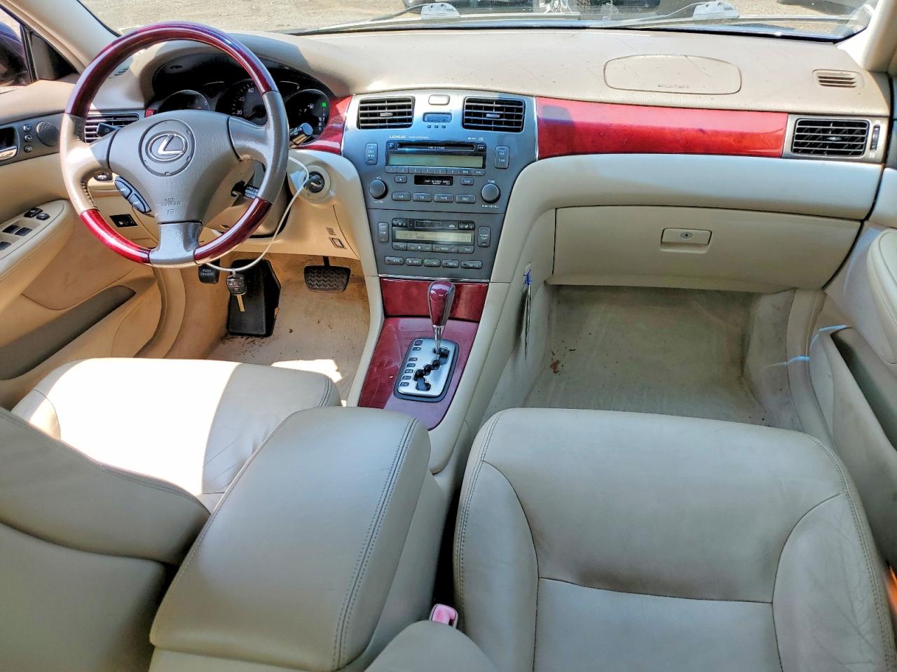 2004 Lexus Es 330 Maroon vin: JTHBA30G445035779
