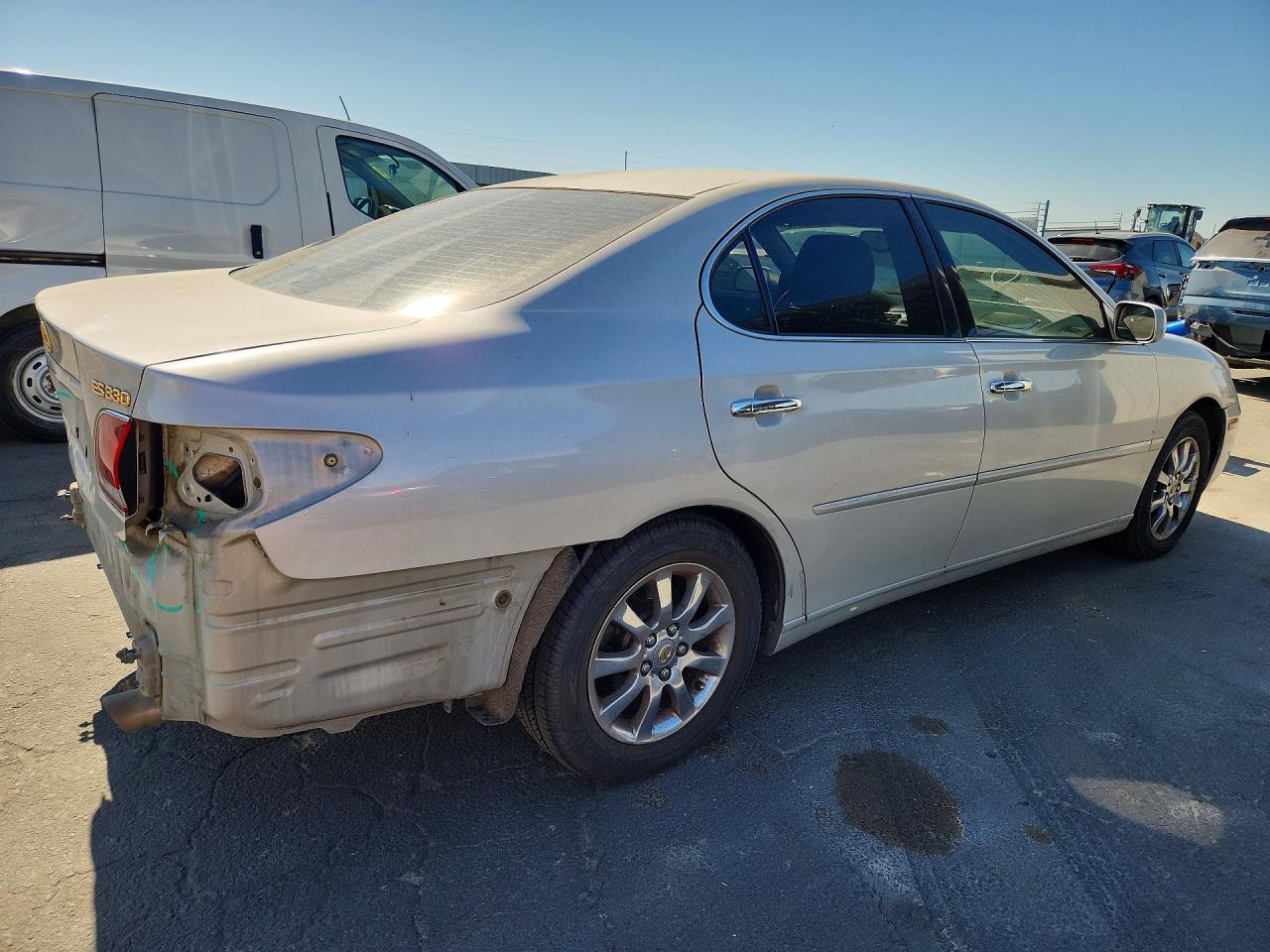 2004 Lexus Es 330 Silver vin: JTHBA30G445045177