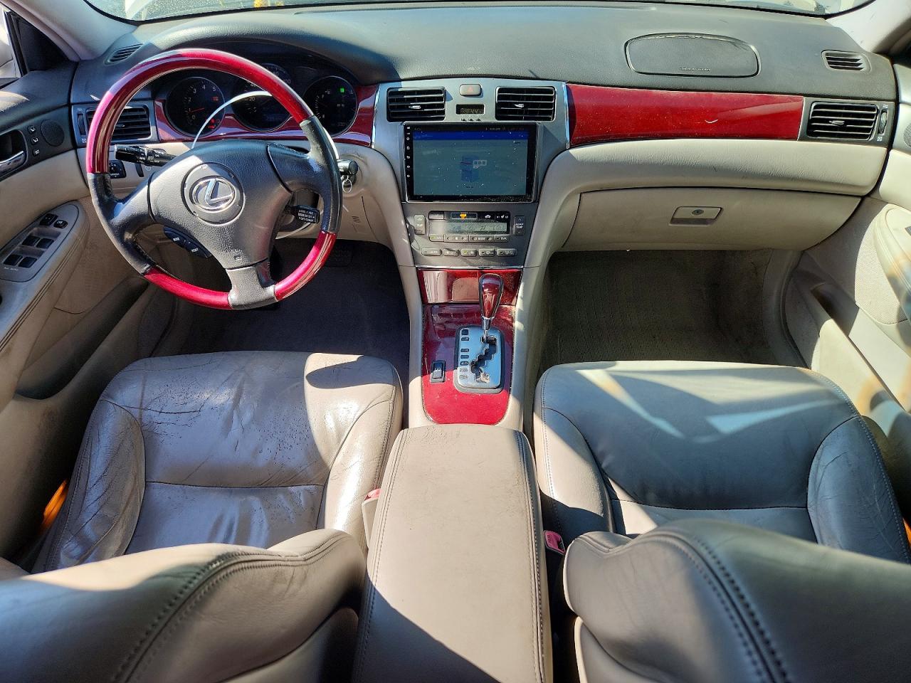 2004 Lexus Es 330 Silver vin: JTHBA30G445045177