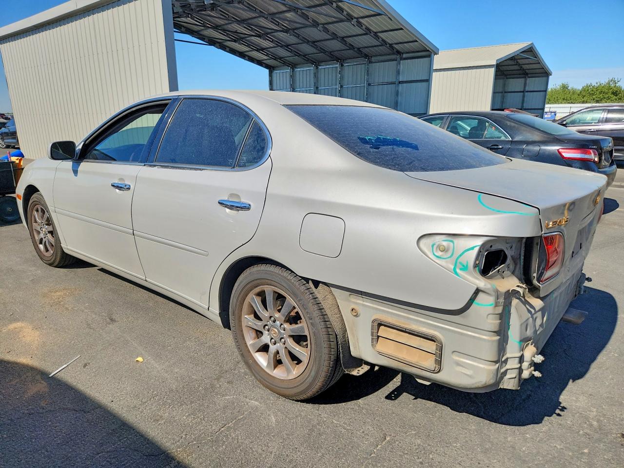 2004 Lexus Es 330 Silver vin: JTHBA30G445045177