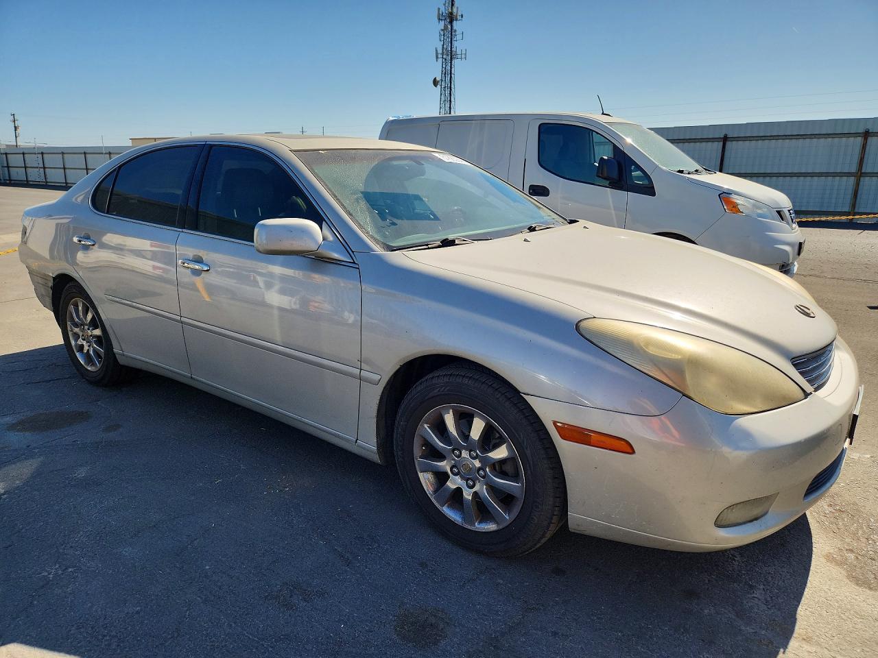 2004 Lexus Es 330 Silver vin: JTHBA30G445045177