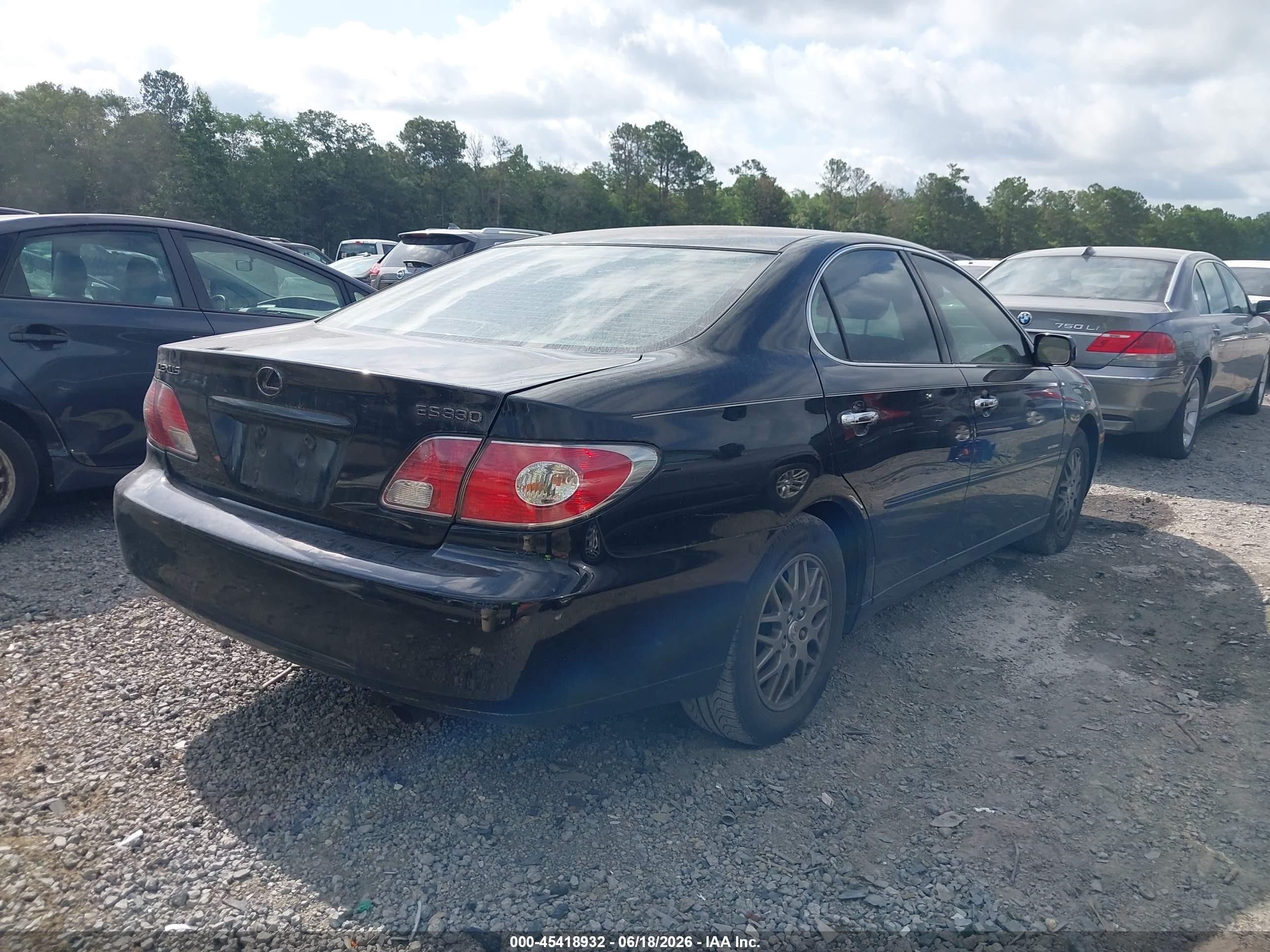2004 Lexus Es 330   Black vin: JTHBA30G445046605