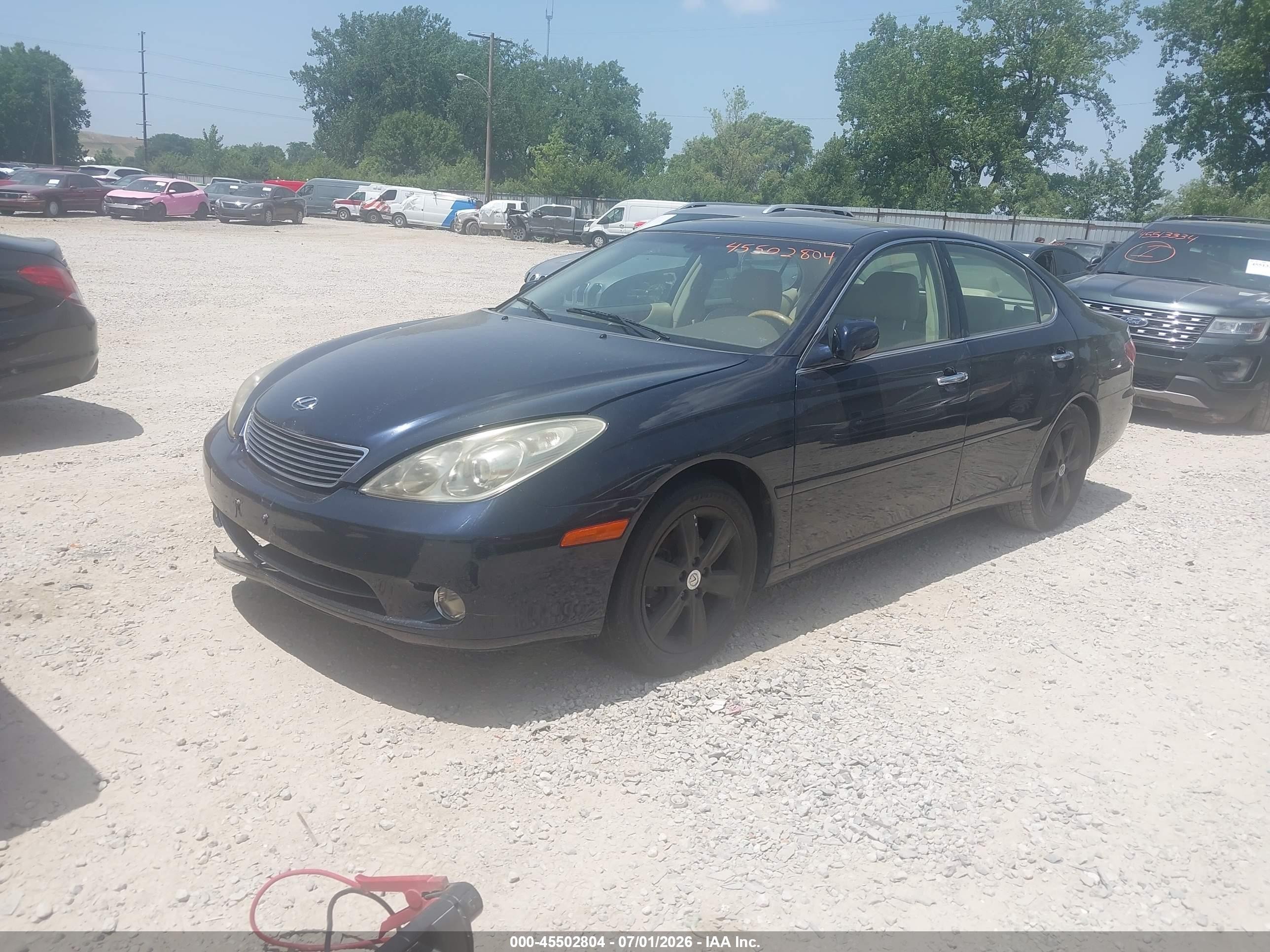 2005 Lexus Es 330   Blue vin: JTHBA30G455065379