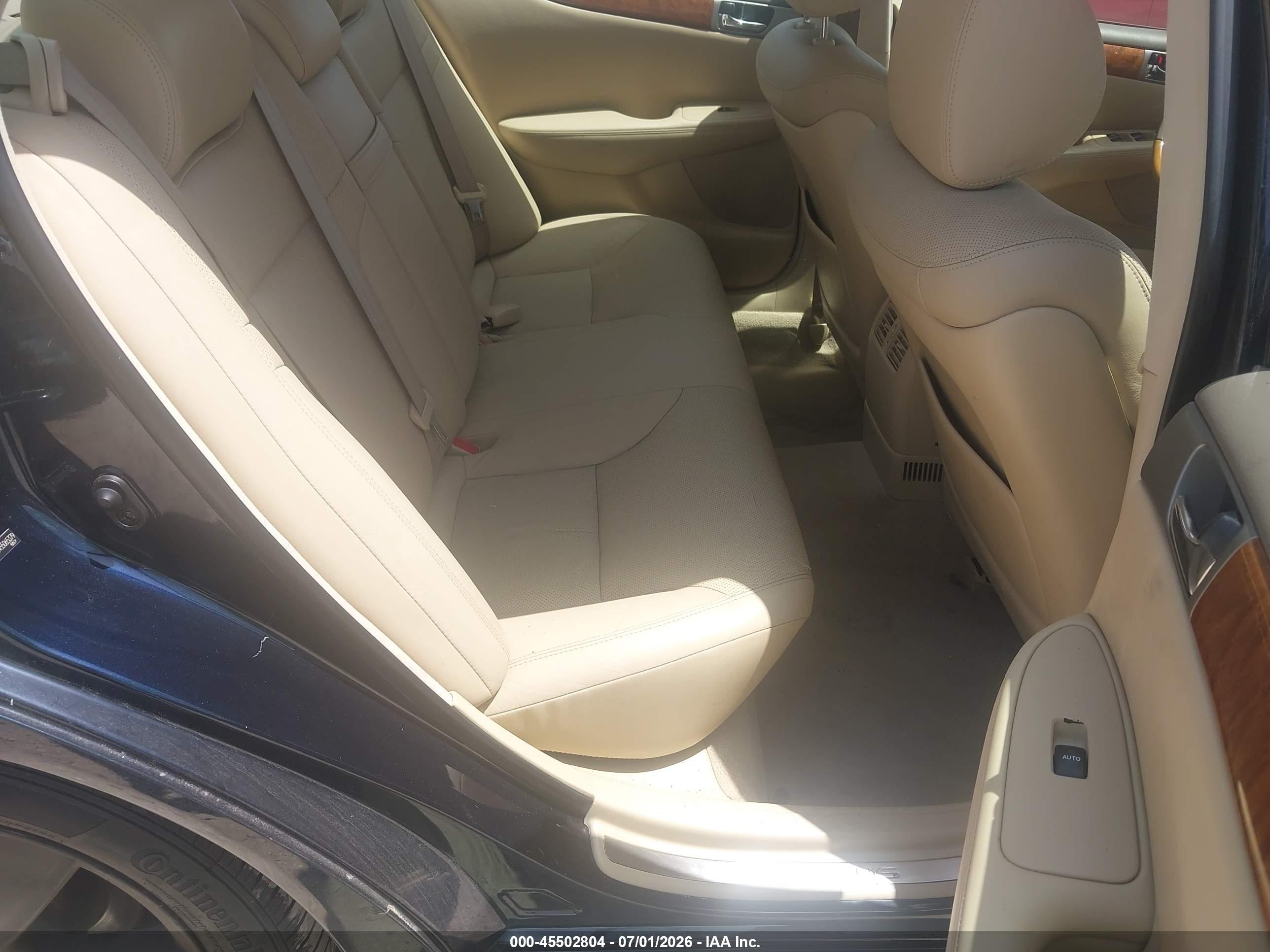 2005 Lexus Es 330   Blue vin: JTHBA30G455065379