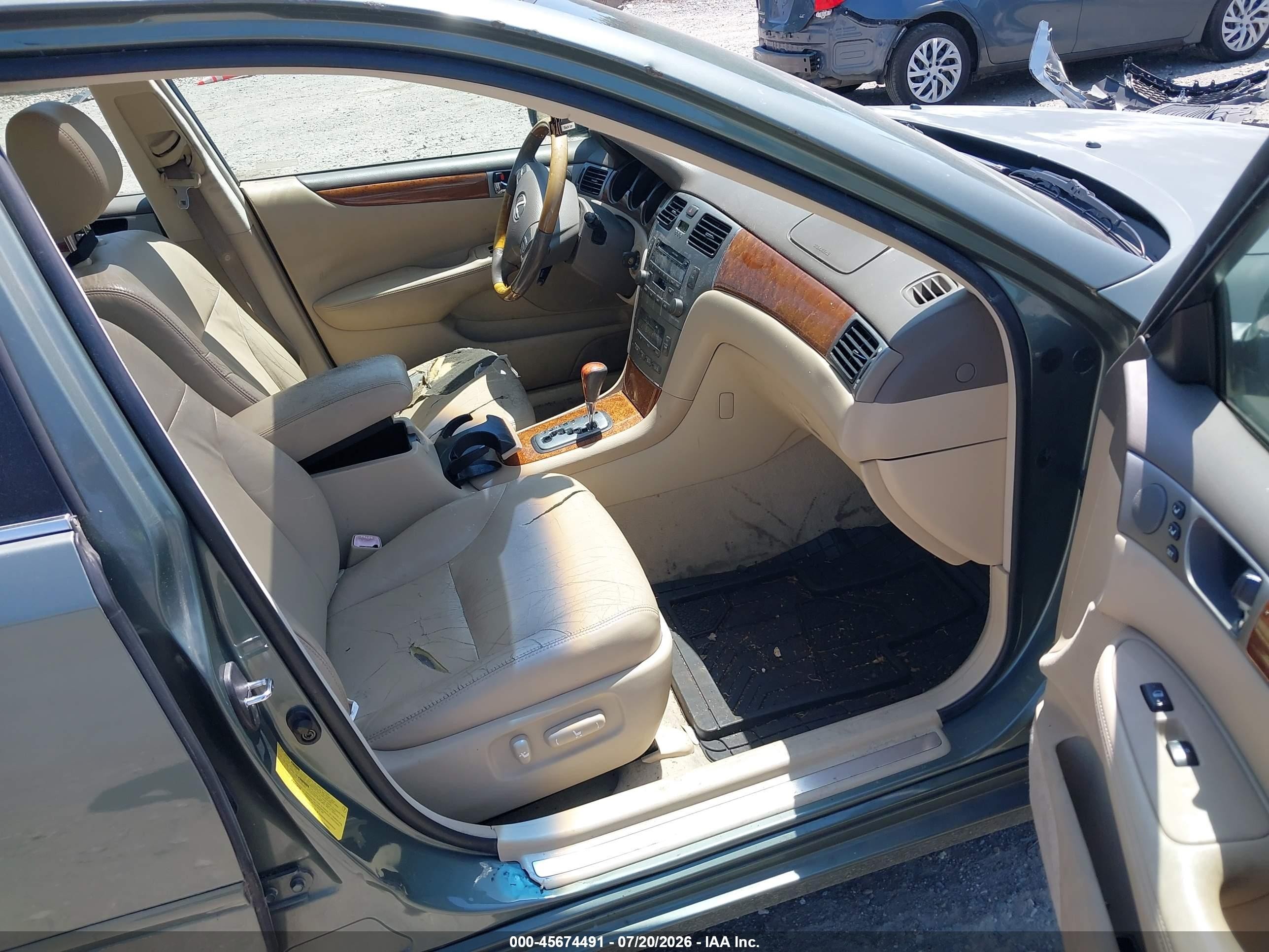 2005 Lexus Es 330 Green vin: JTHBA30G455065625